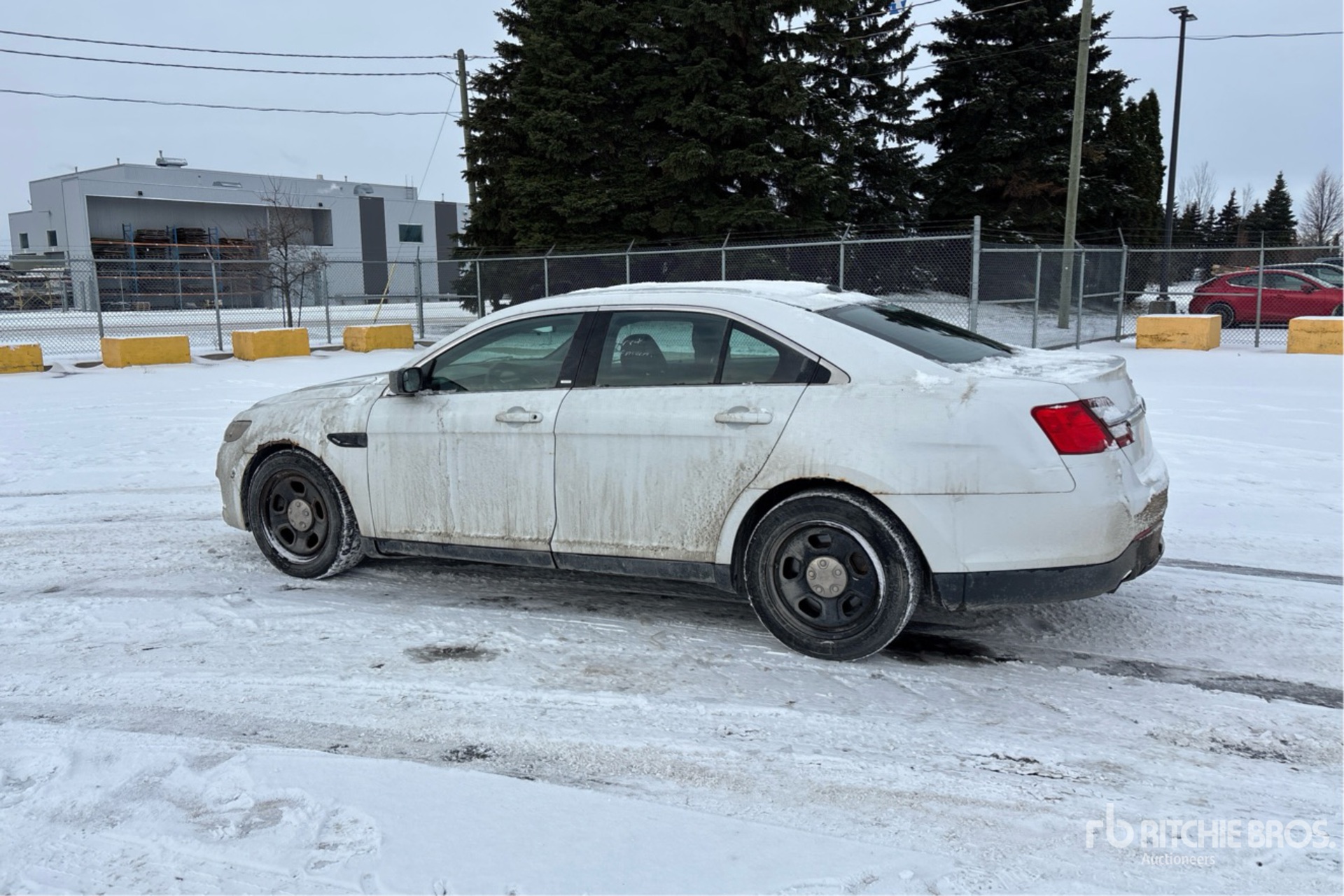 General Appearance with Foto, angolo posteriore sinistro