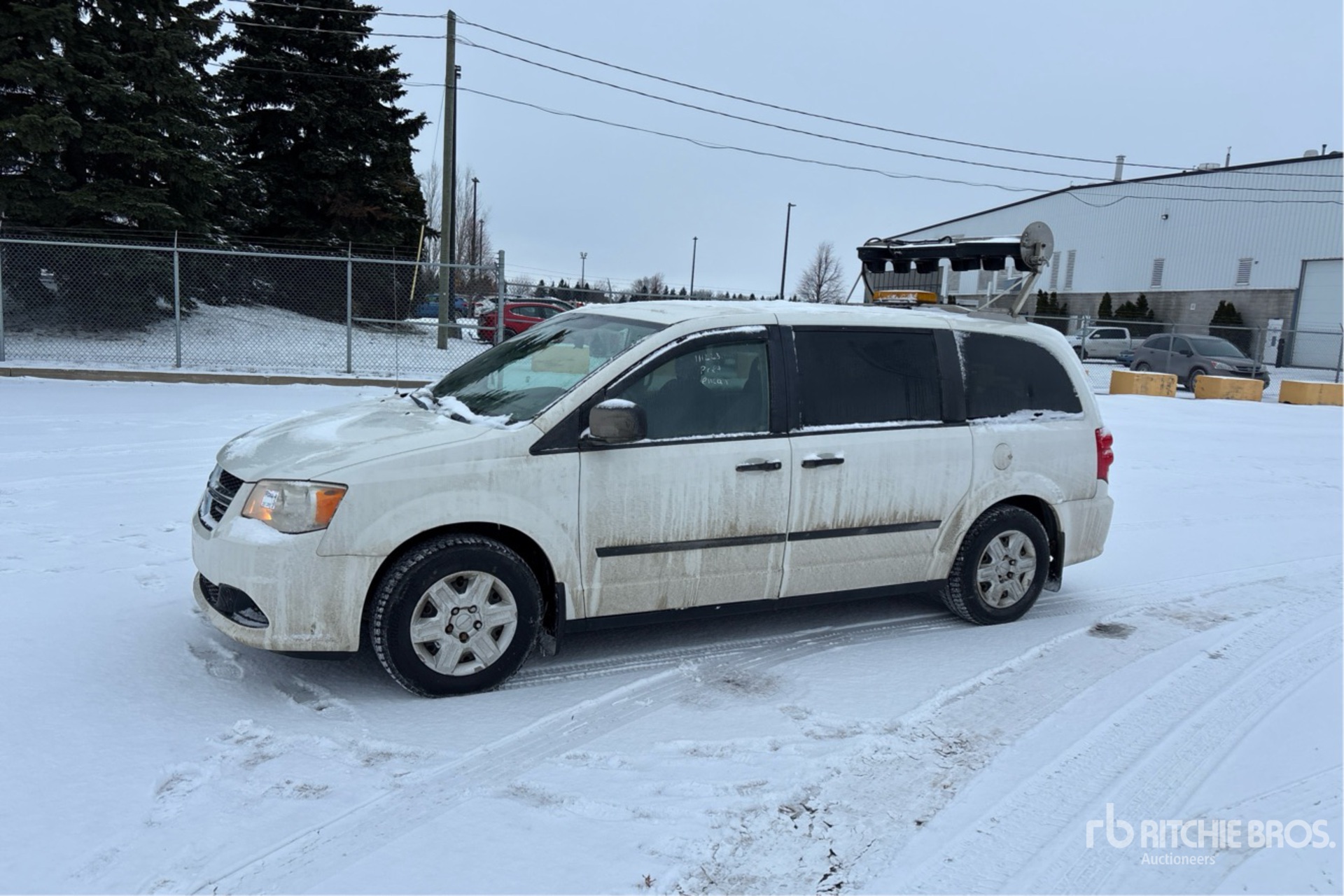 General Appearance with Foto, angolo anteriore sinistro