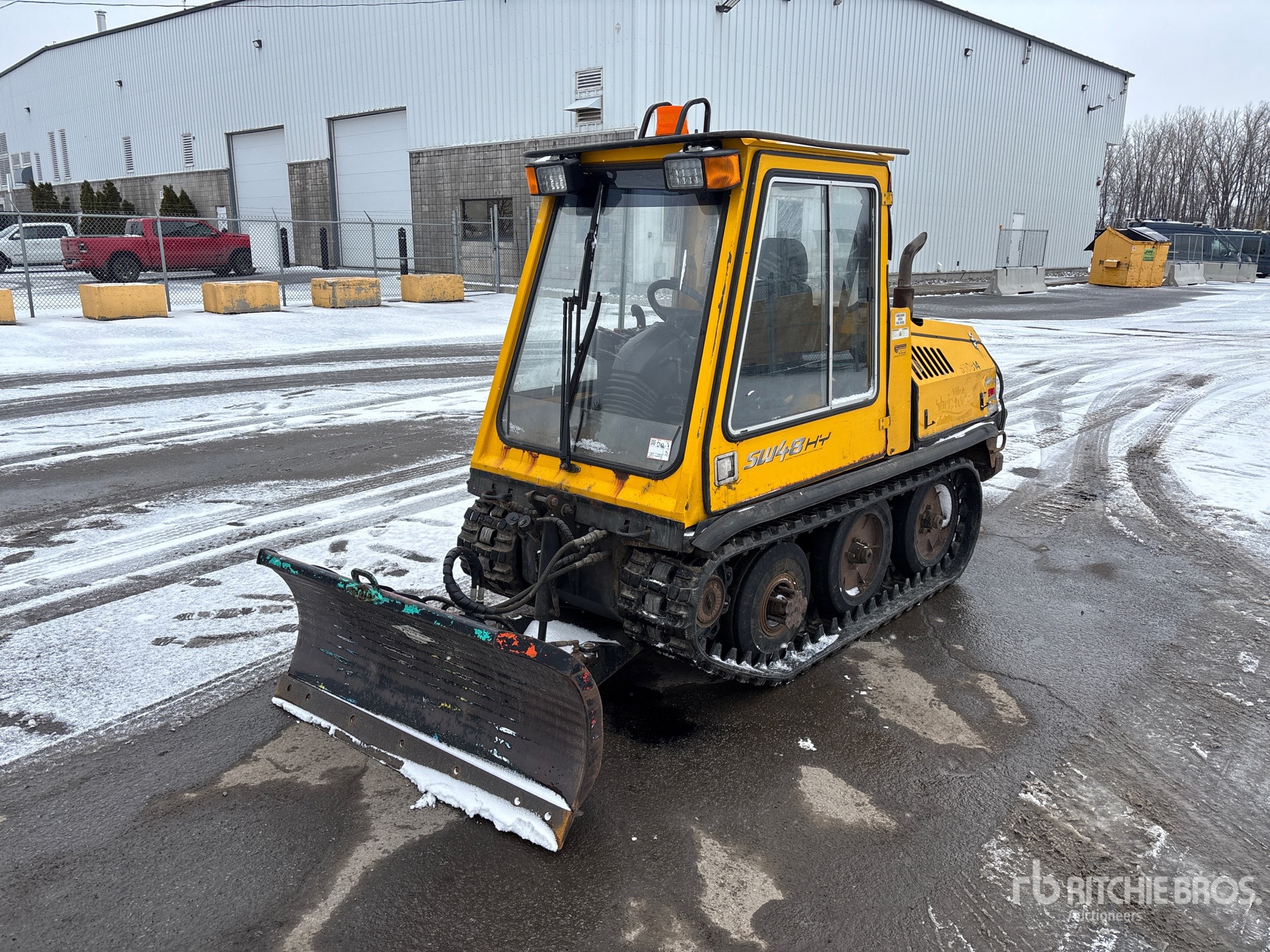 General Appearance with Featured Photo