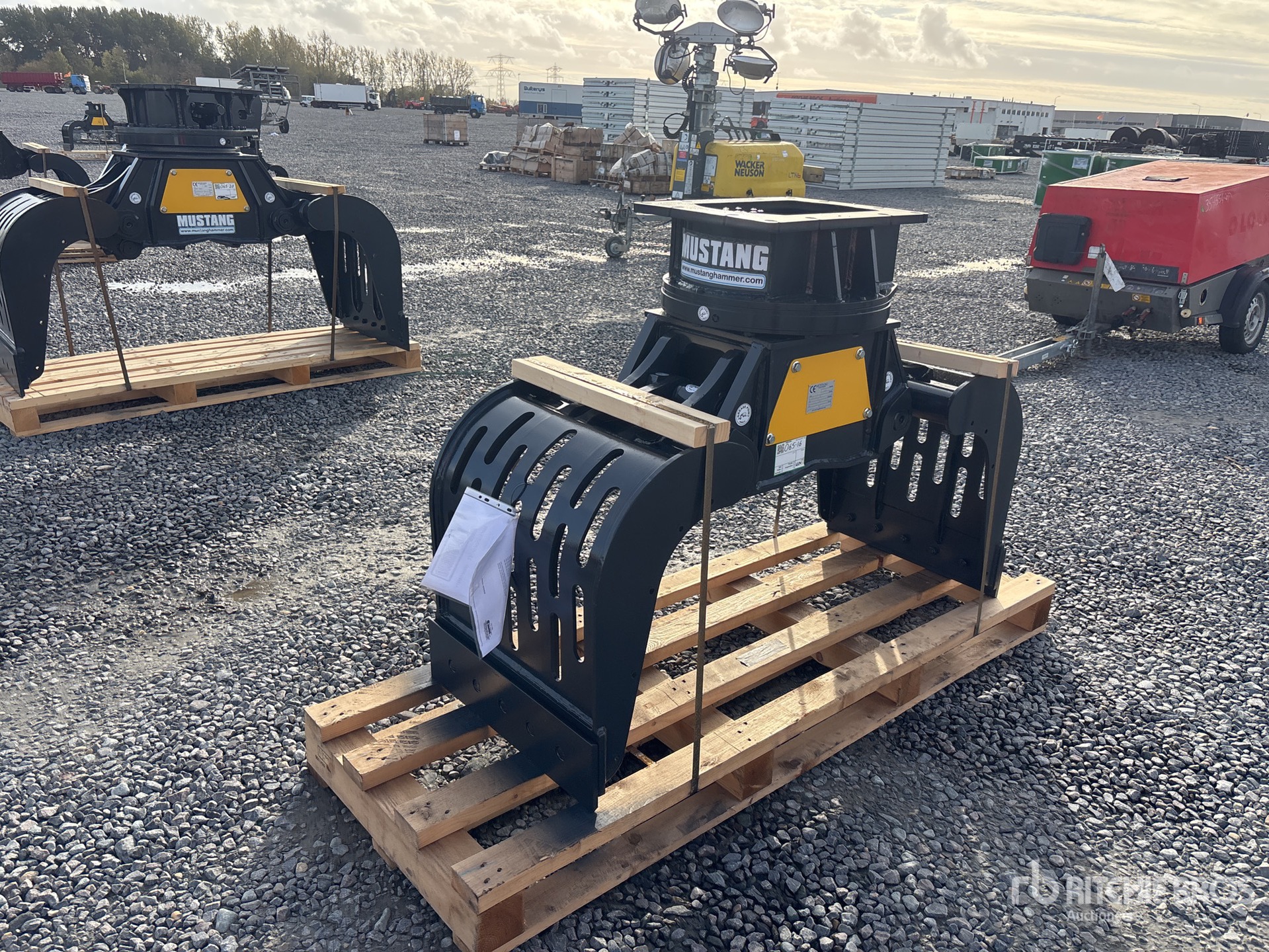 General Appearance with Imagen: esquina trasera derecha