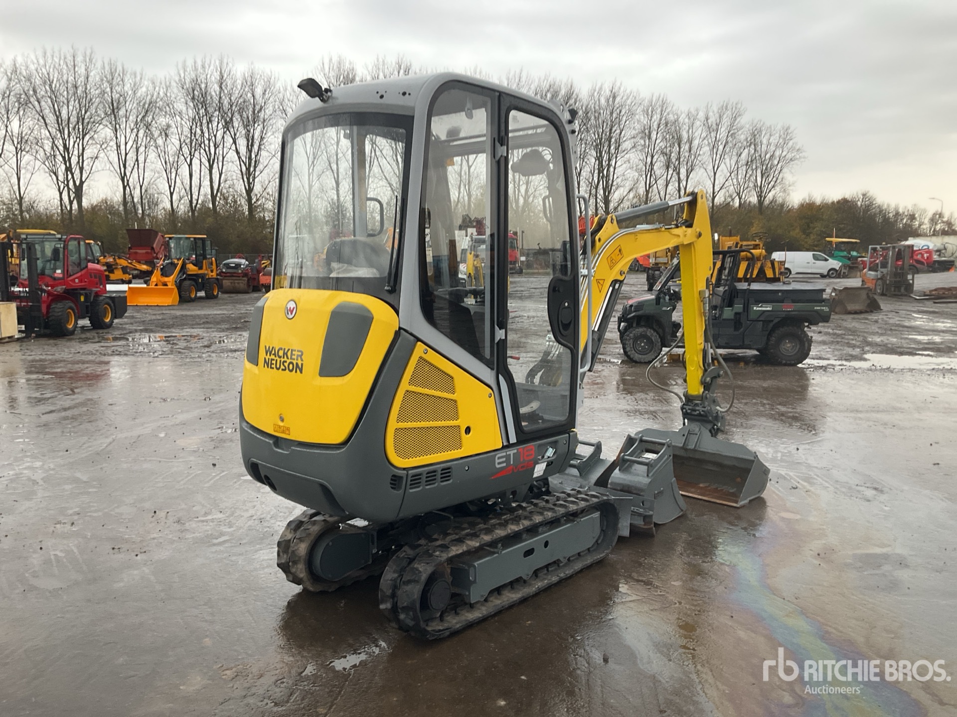 General Appearance with Picture, Right Rear Corner