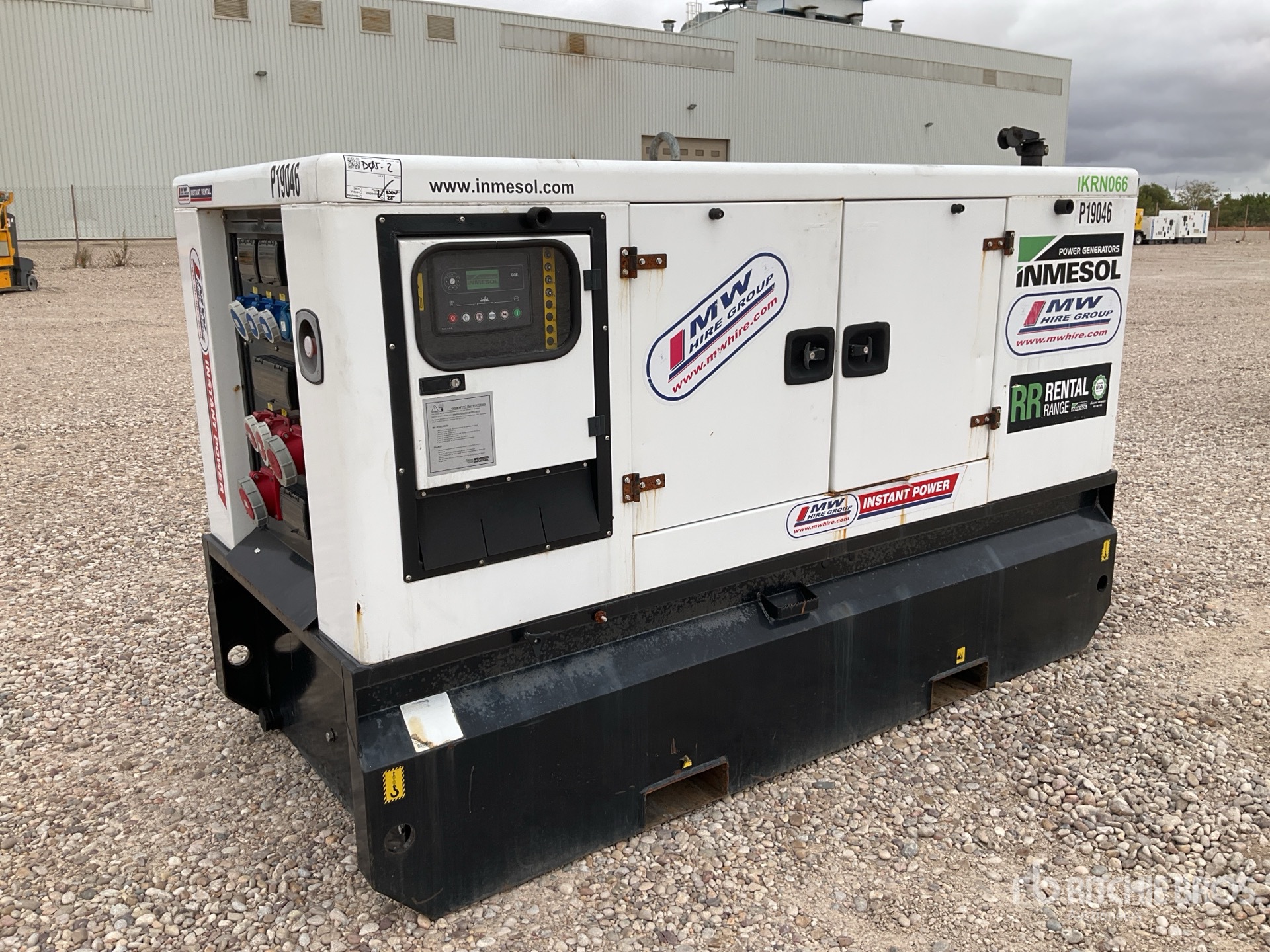 General Appearance with Picture, Right Front Corner