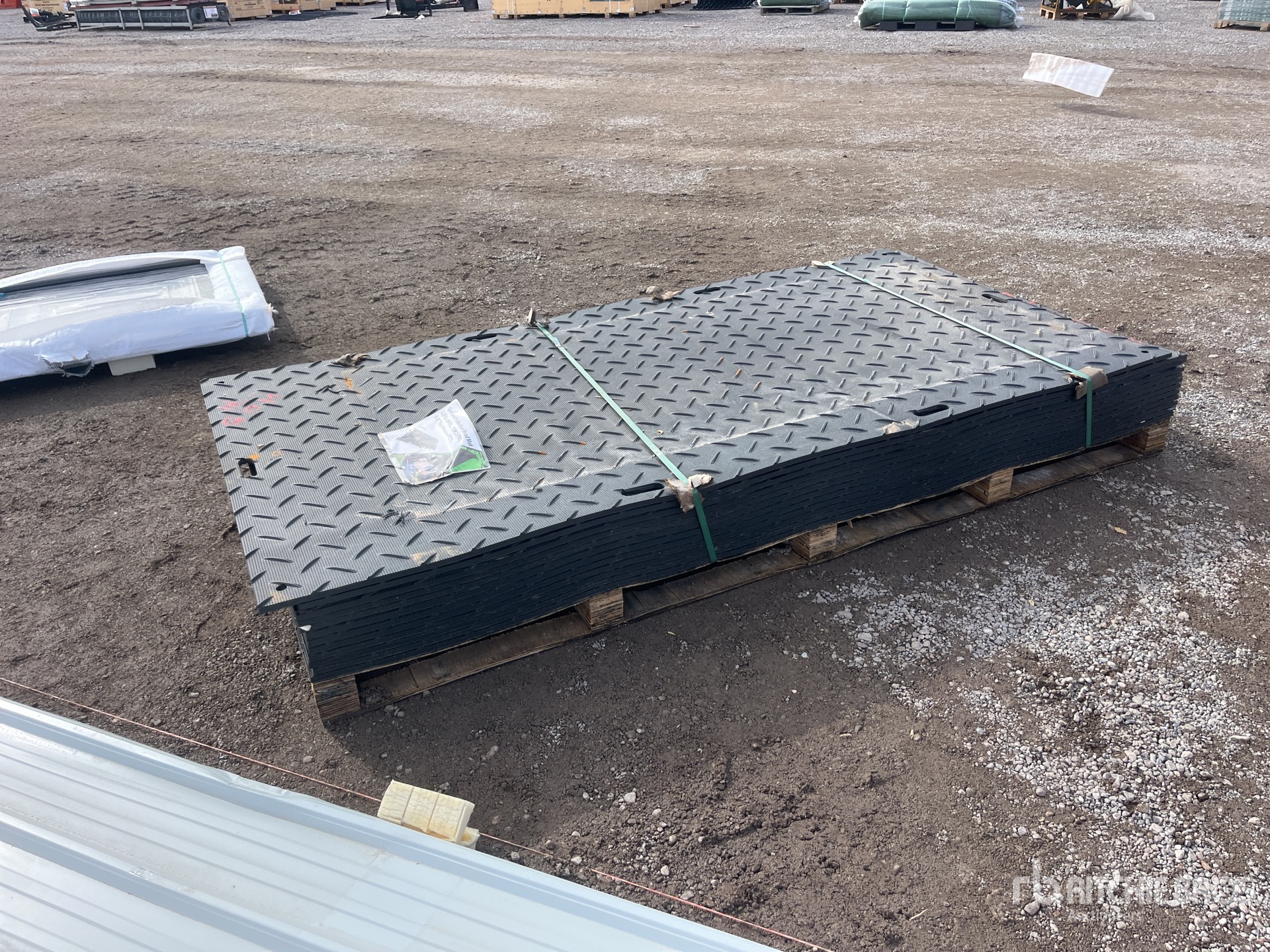 General Appearance with Foto, angolo anteriore destro