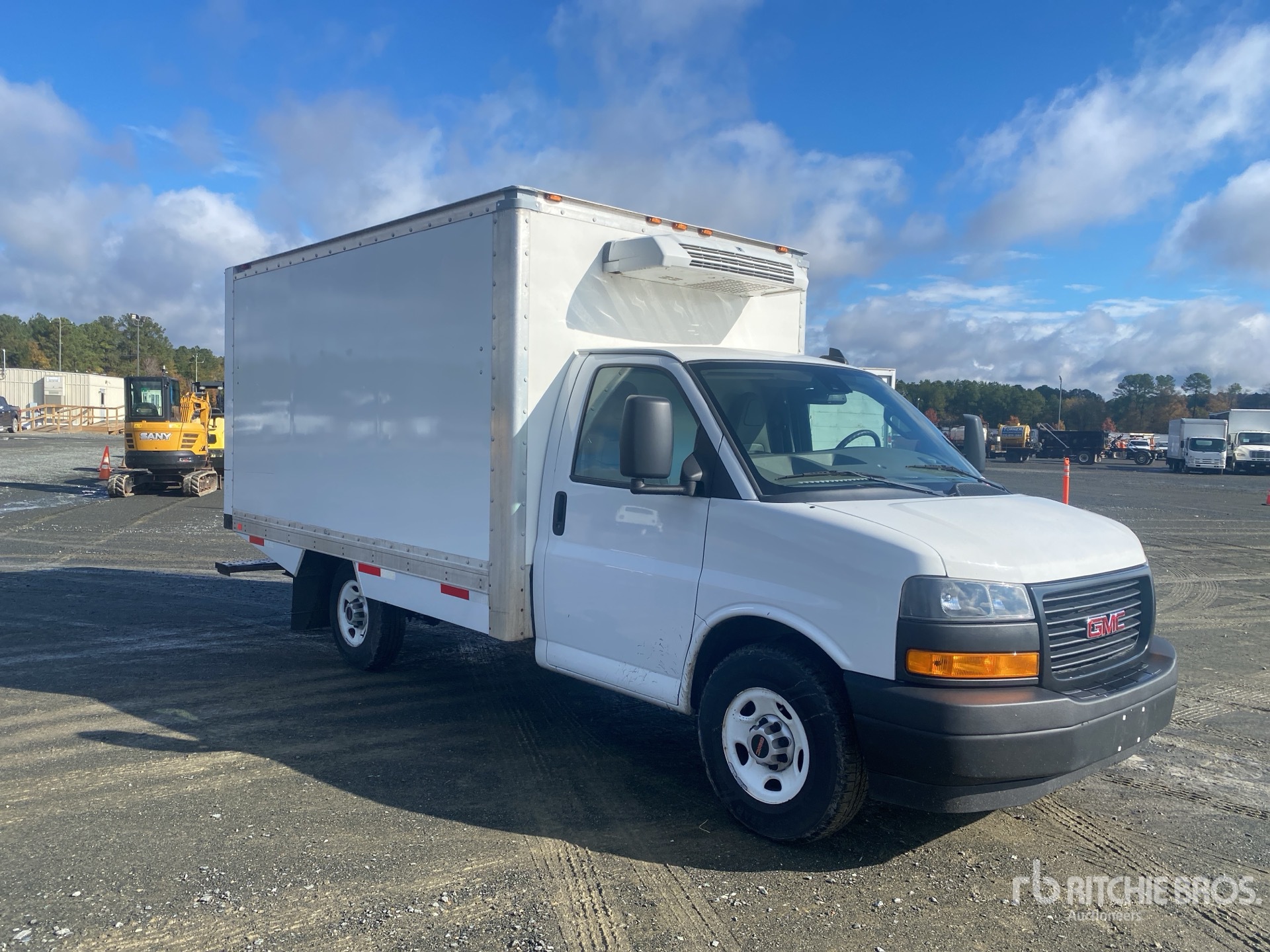 General Appearance with Imagen: esquina delantera derecha