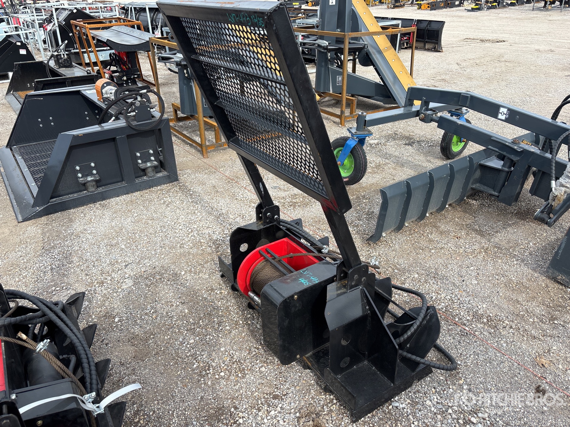 General Appearance with Bild, Ecke hinten rechts