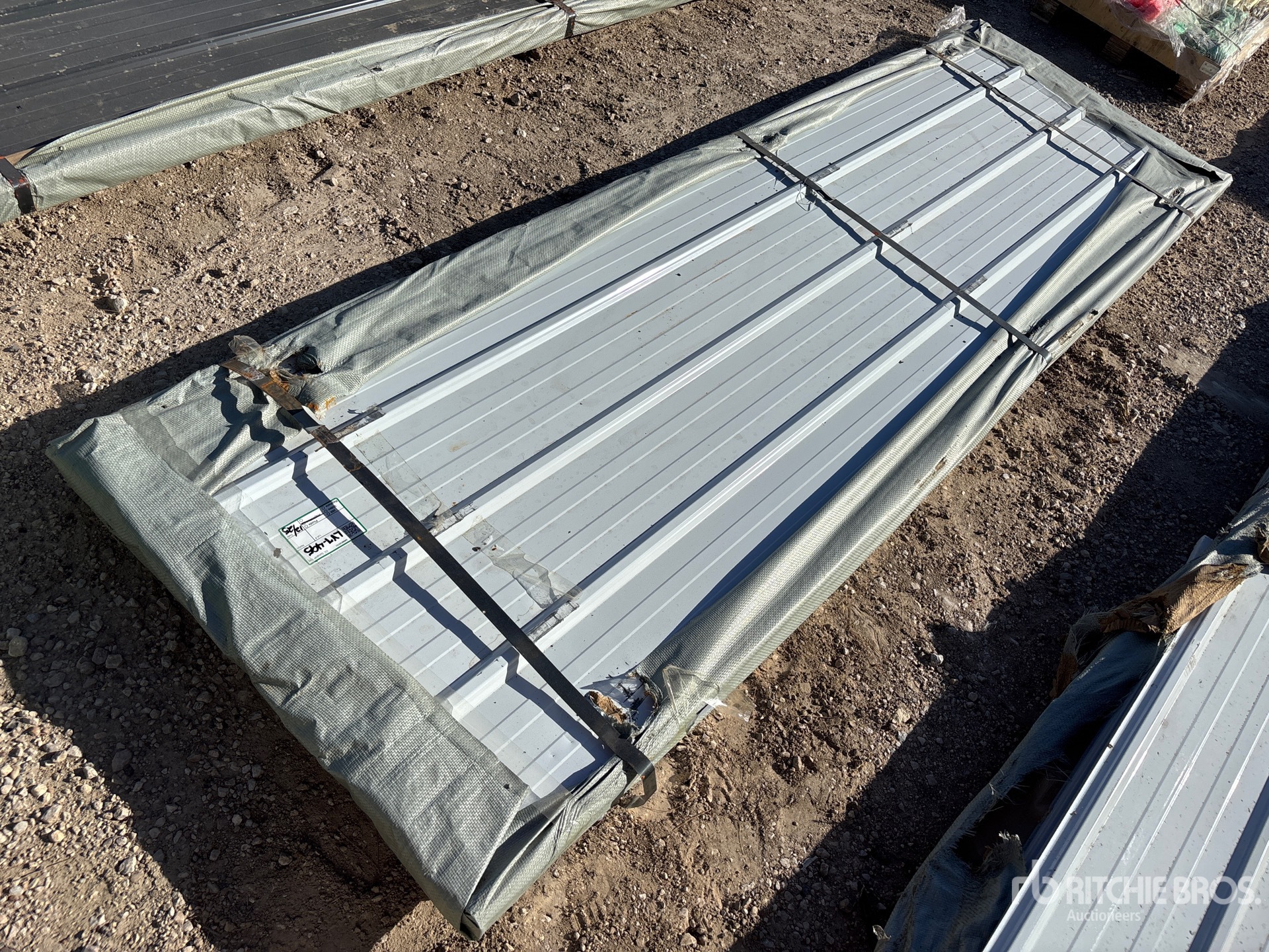 General Appearance with Bild, Ecke hinten links