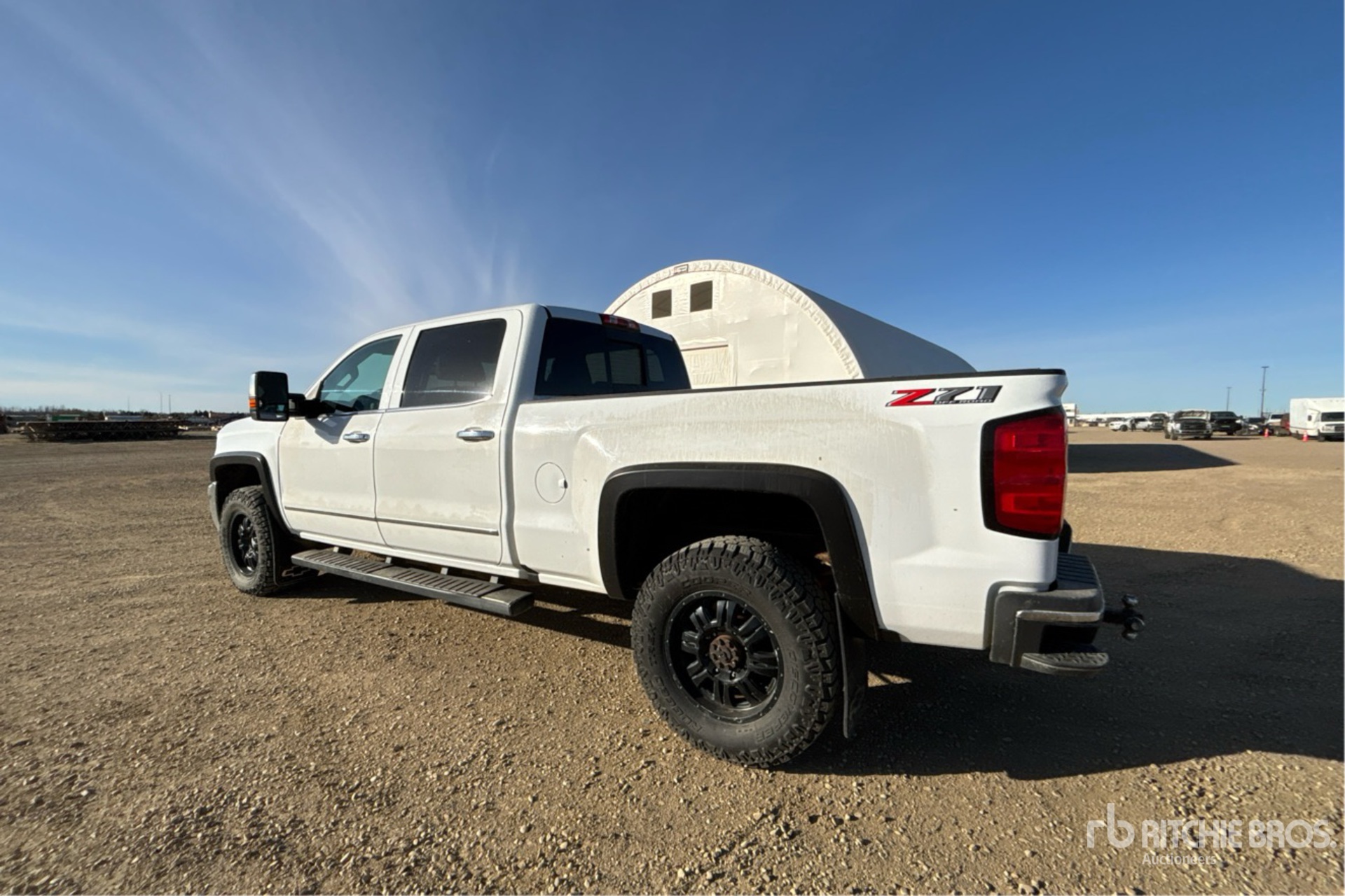General Appearance with Picture, Left Rear Corner