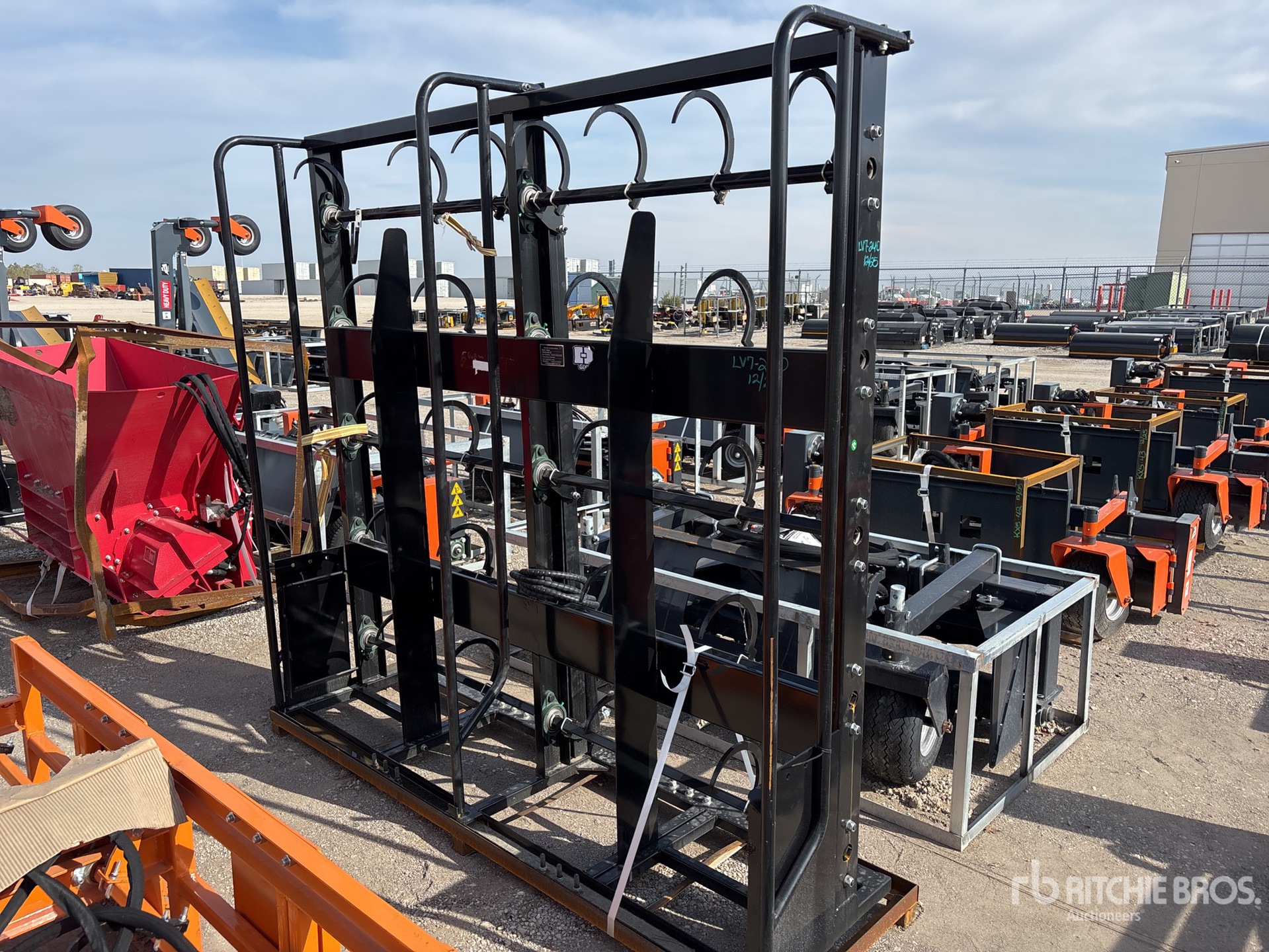 General Appearance with Bild, Ecke vorne links