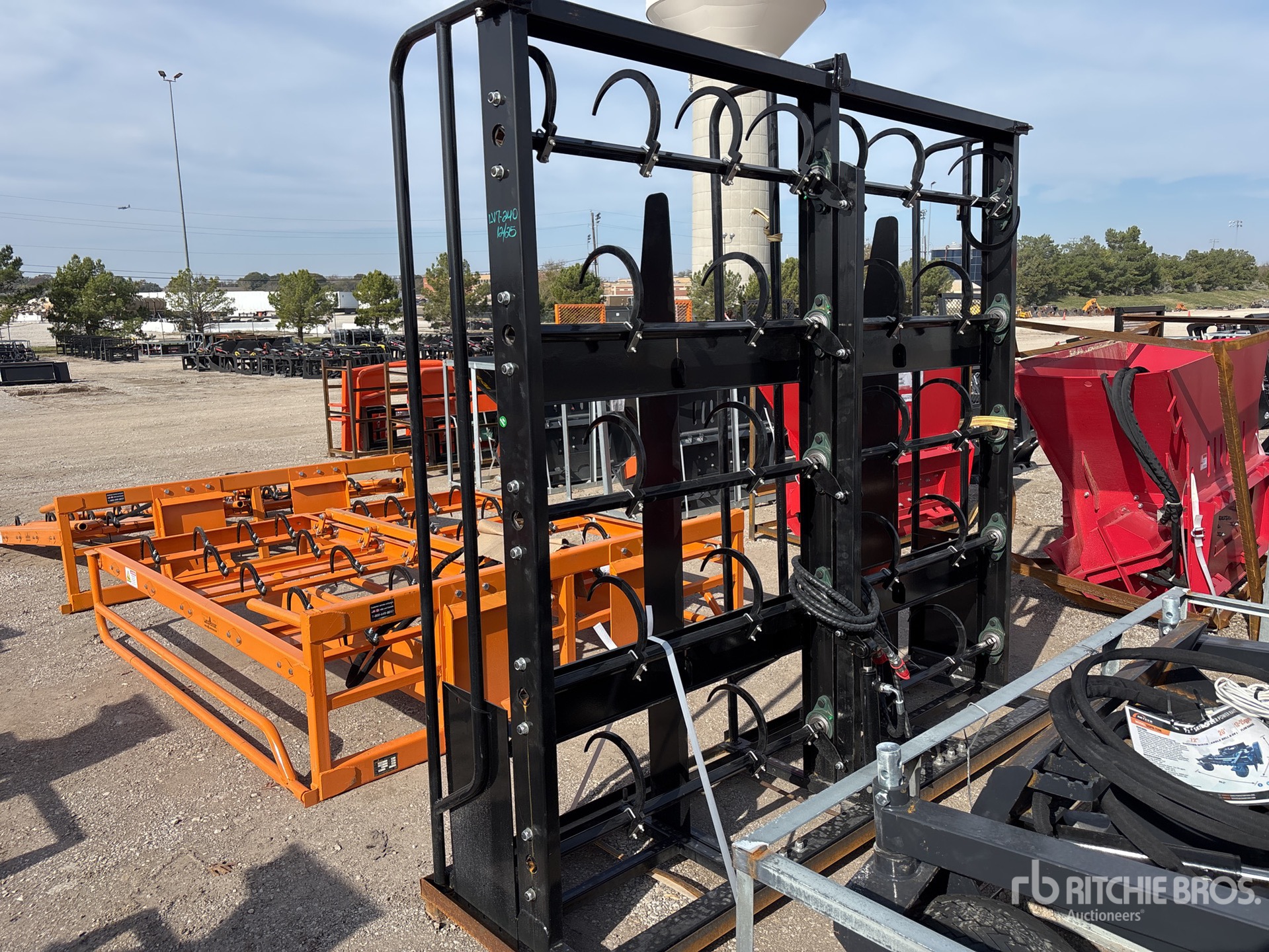 General Appearance with Bild, Ecke hinten links