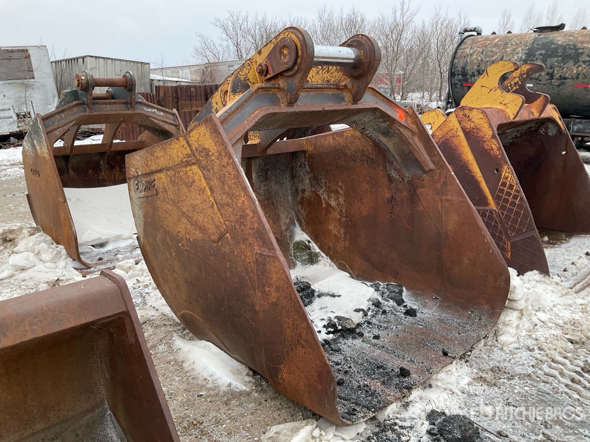 General Appearance with Image, coin avant droit