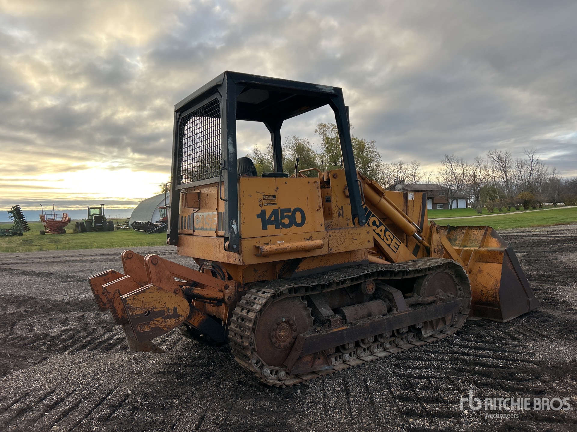 General Appearance with Bild, Ecke hinten rechts