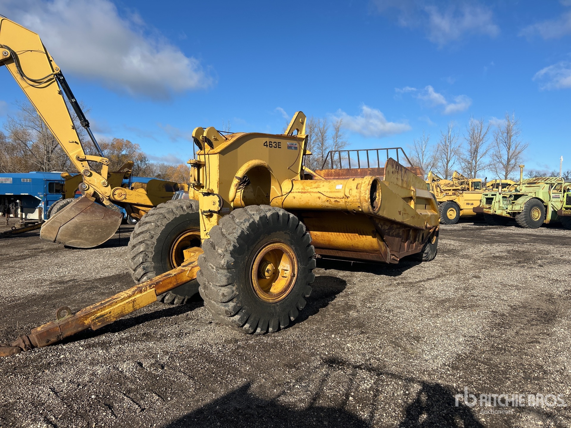 General Appearance with Bild, Ecke vorne links