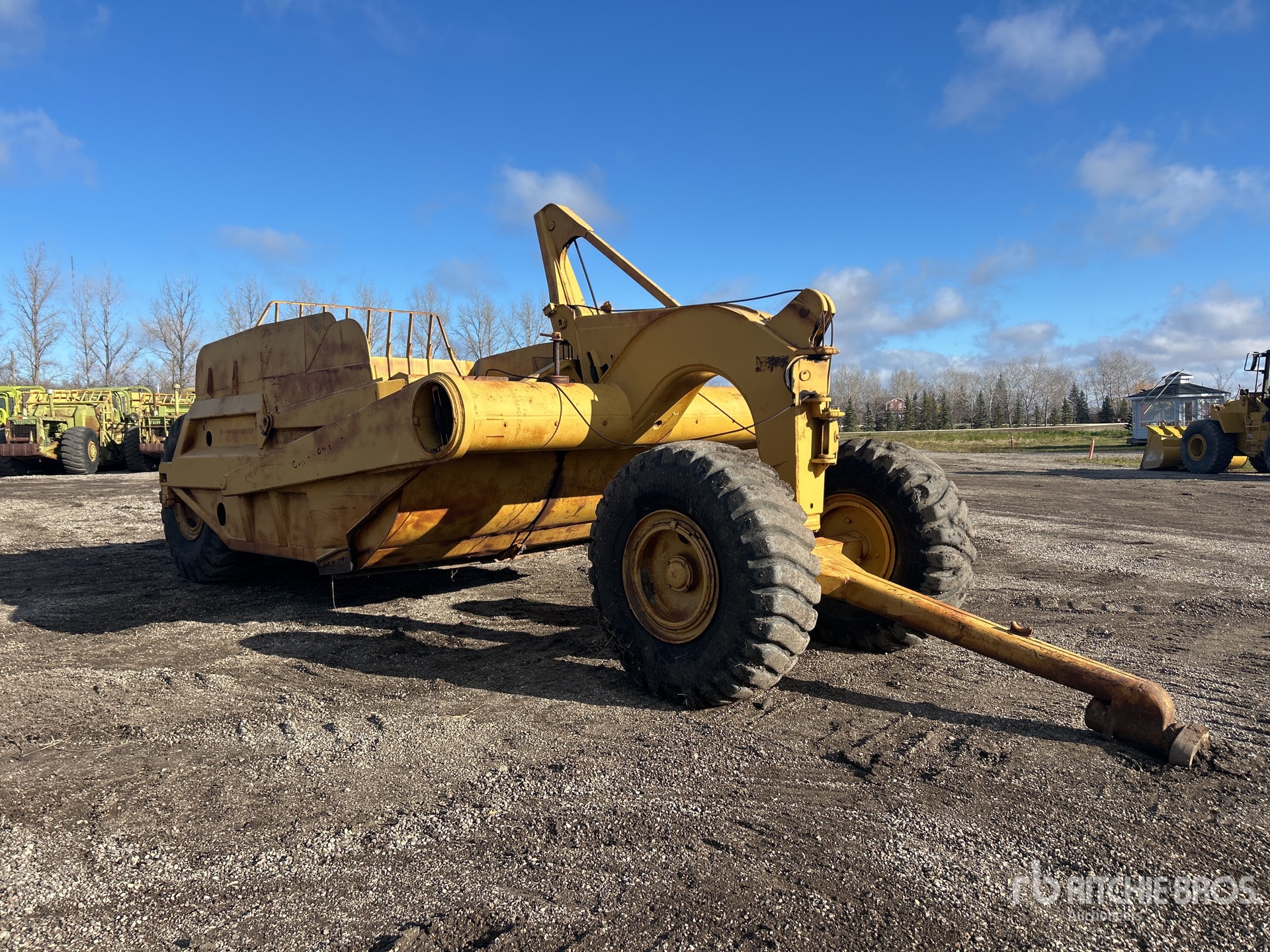 General Appearance with Bild, Ecke vorne rechts