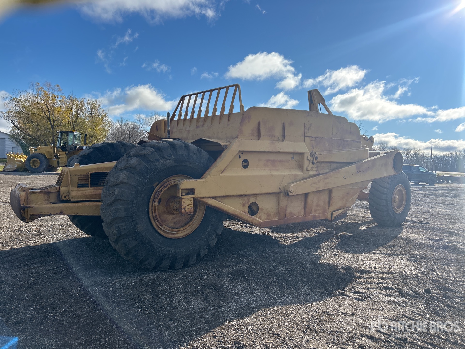 General Appearance with Bild, Ecke hinten rechts