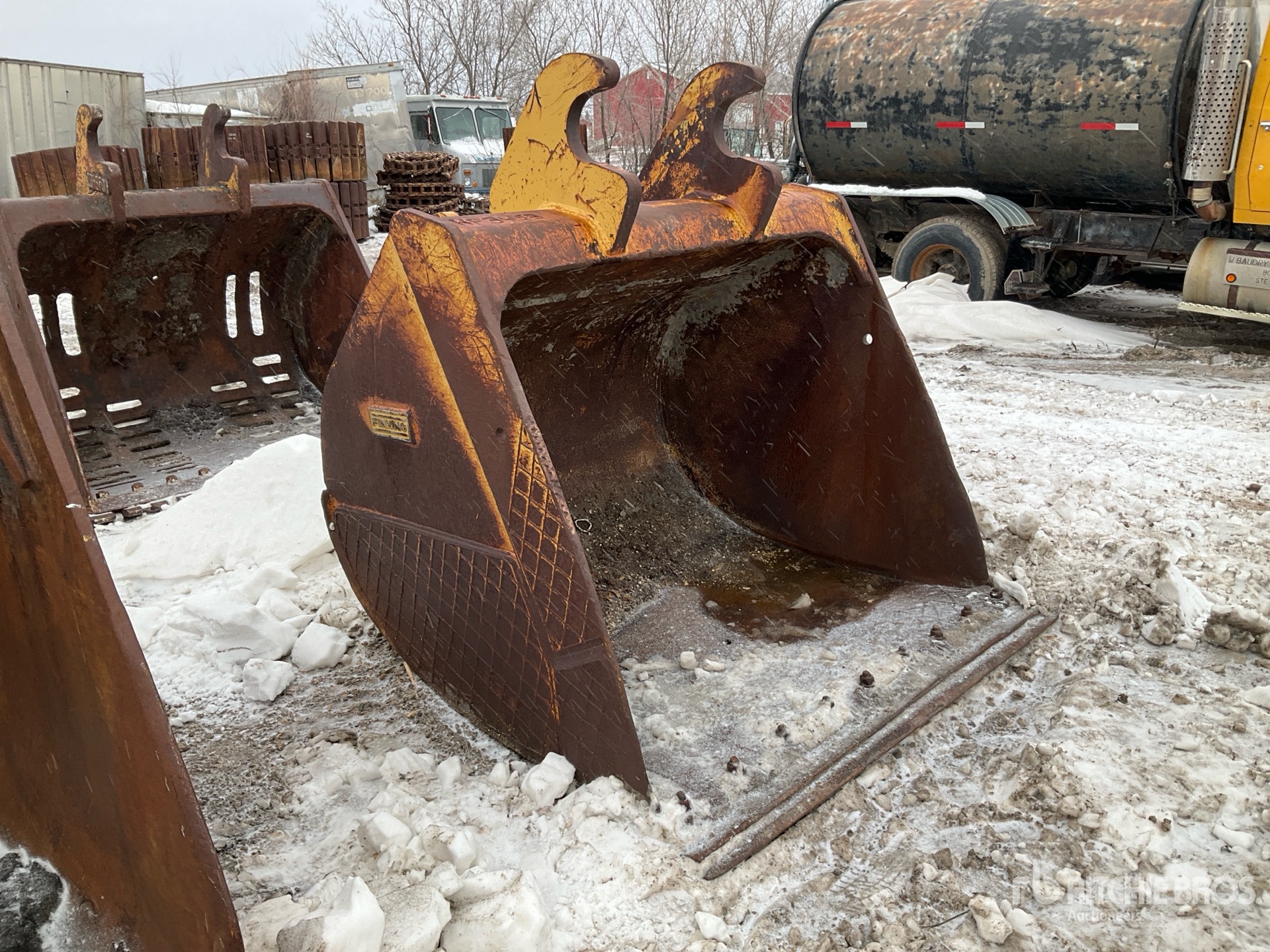 General Appearance with Image, coin avant droit