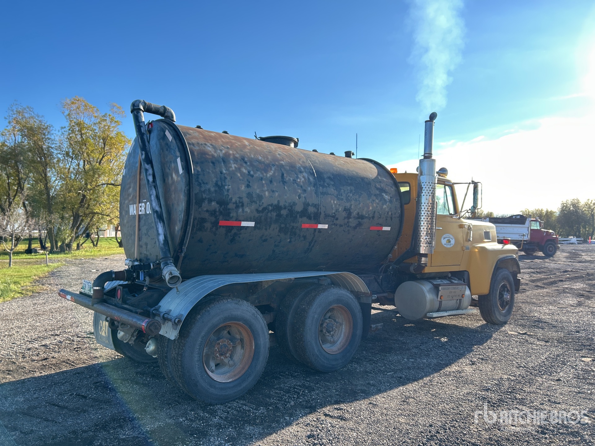 General Appearance with Bild, Ecke hinten rechts