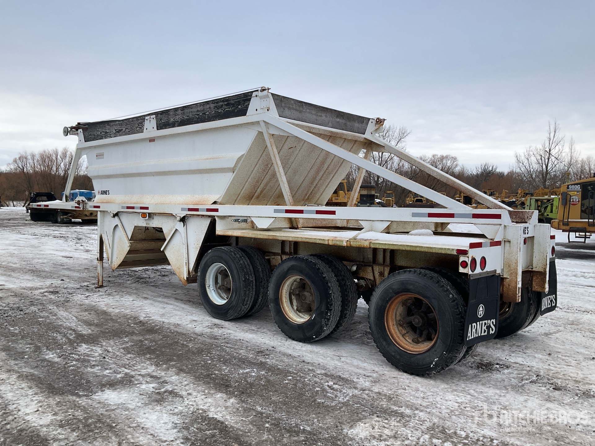 Aspect général with Image, coin arrière gauche
