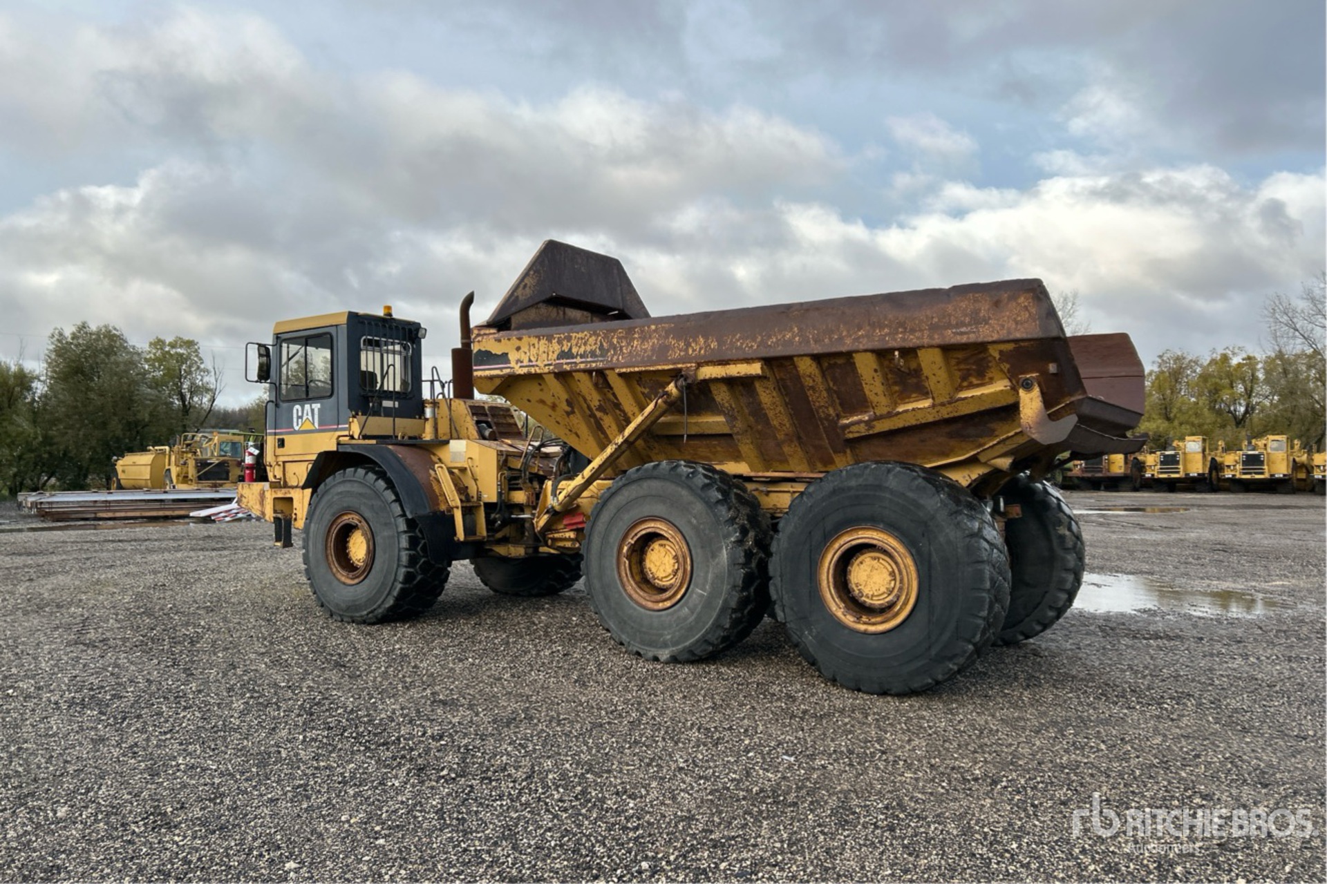 General Appearance with Imagen: esquina trasera izquierda