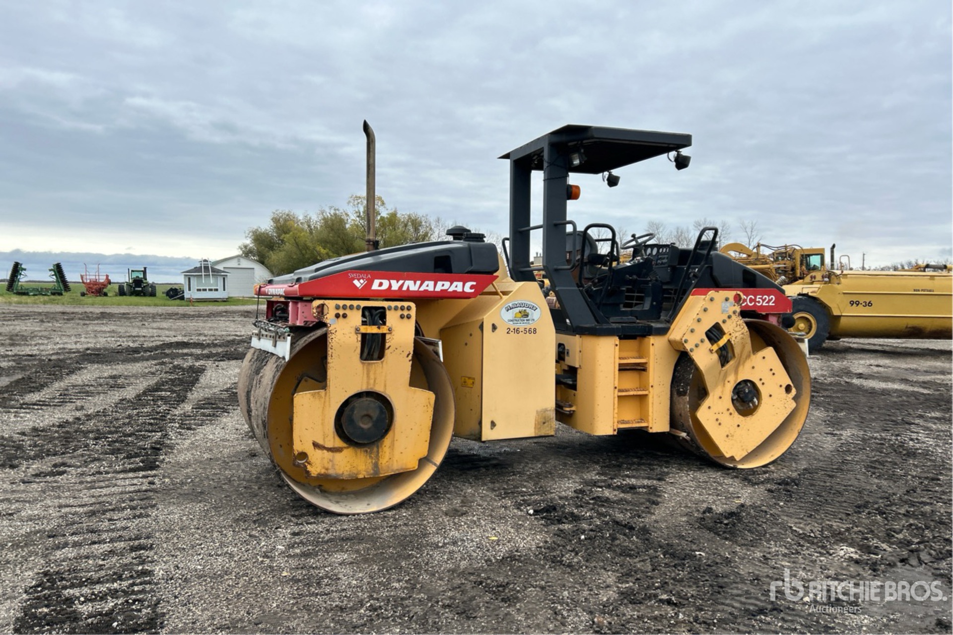 General Appearance with Bild, Ecke hinten rechts