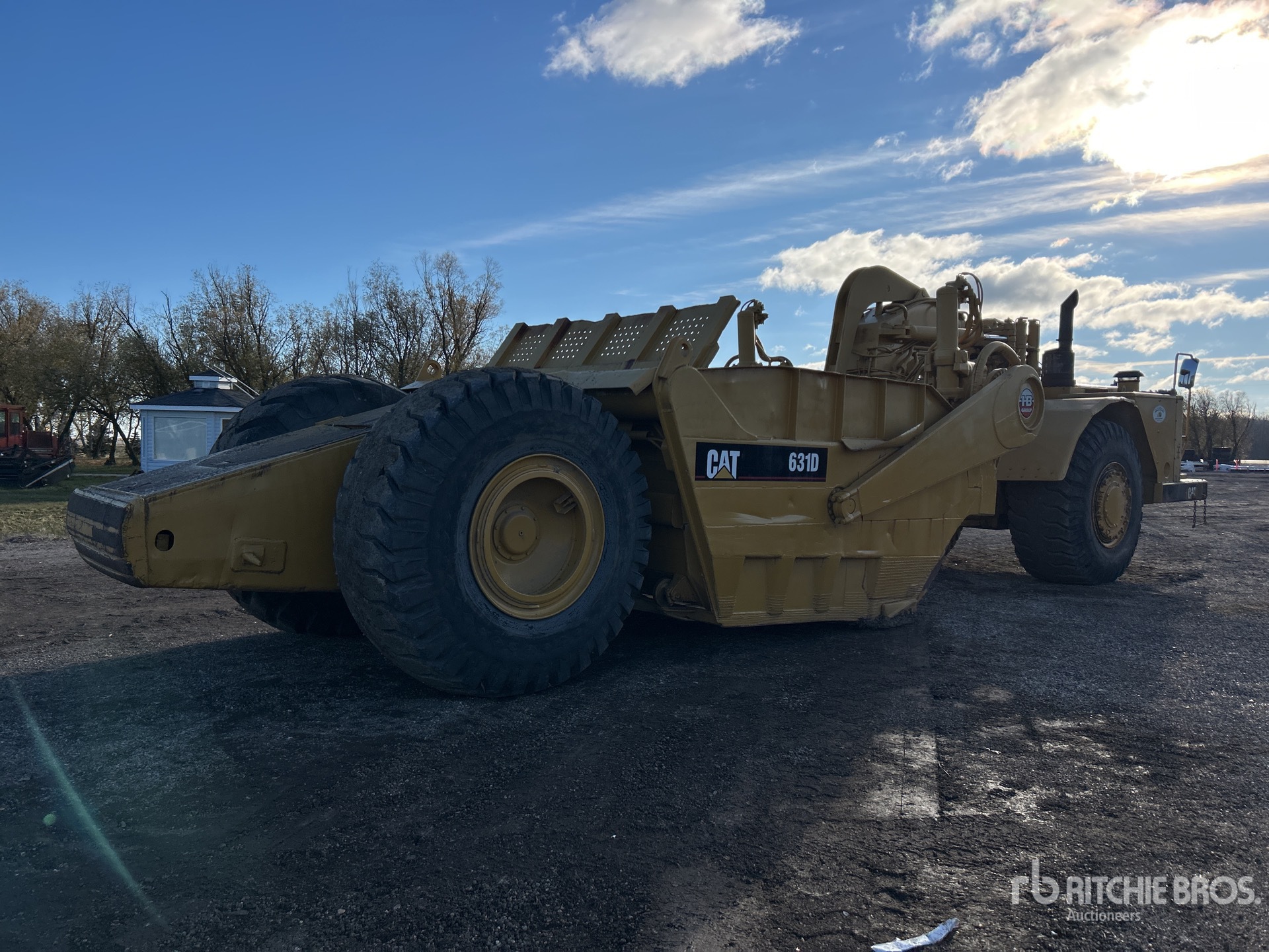 General Appearance with Imagen: esquina trasera derecha