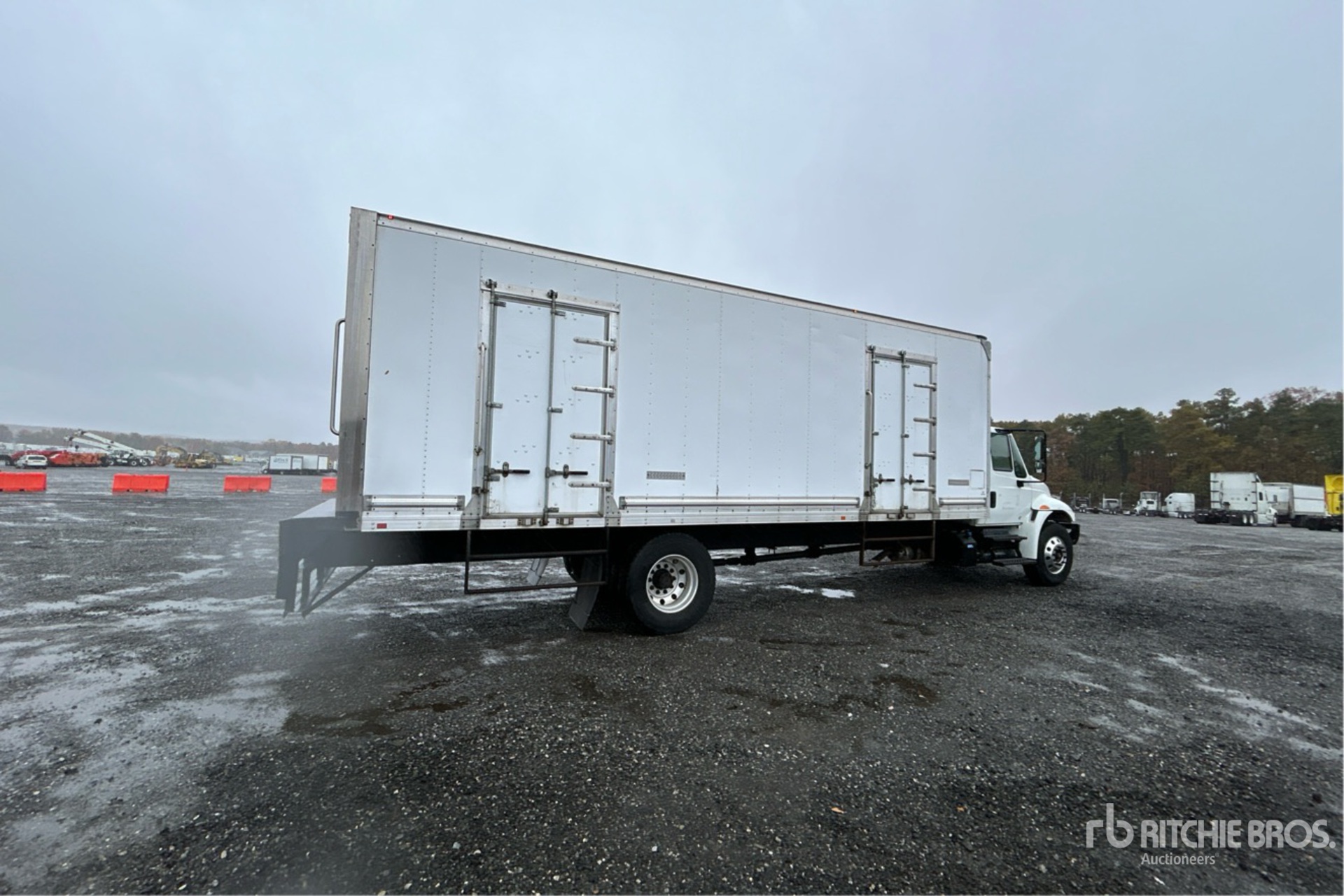 General Appearance with Zdjęcie, prawy dolny róg