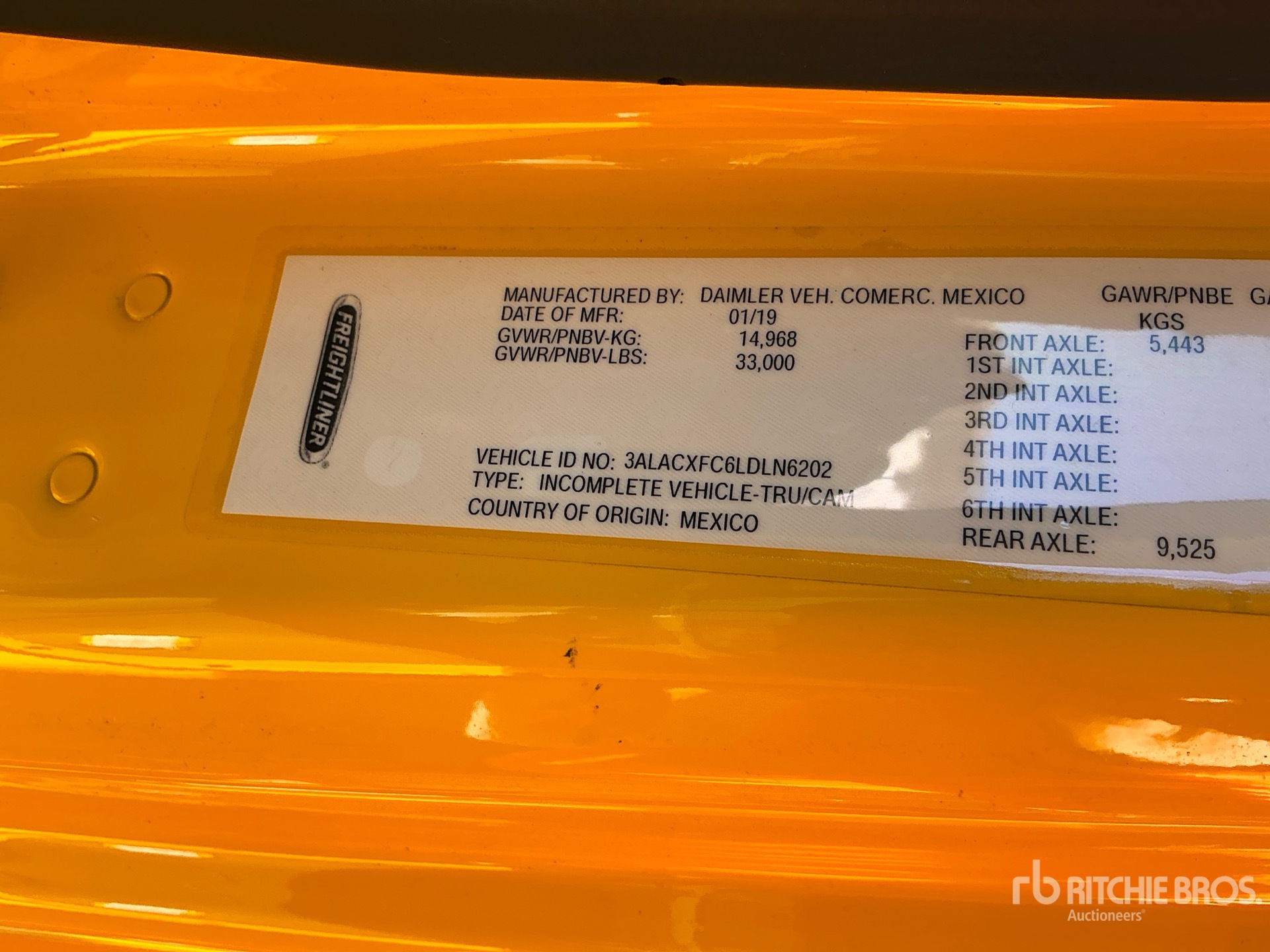 General Appearance with Serial Number / VIN