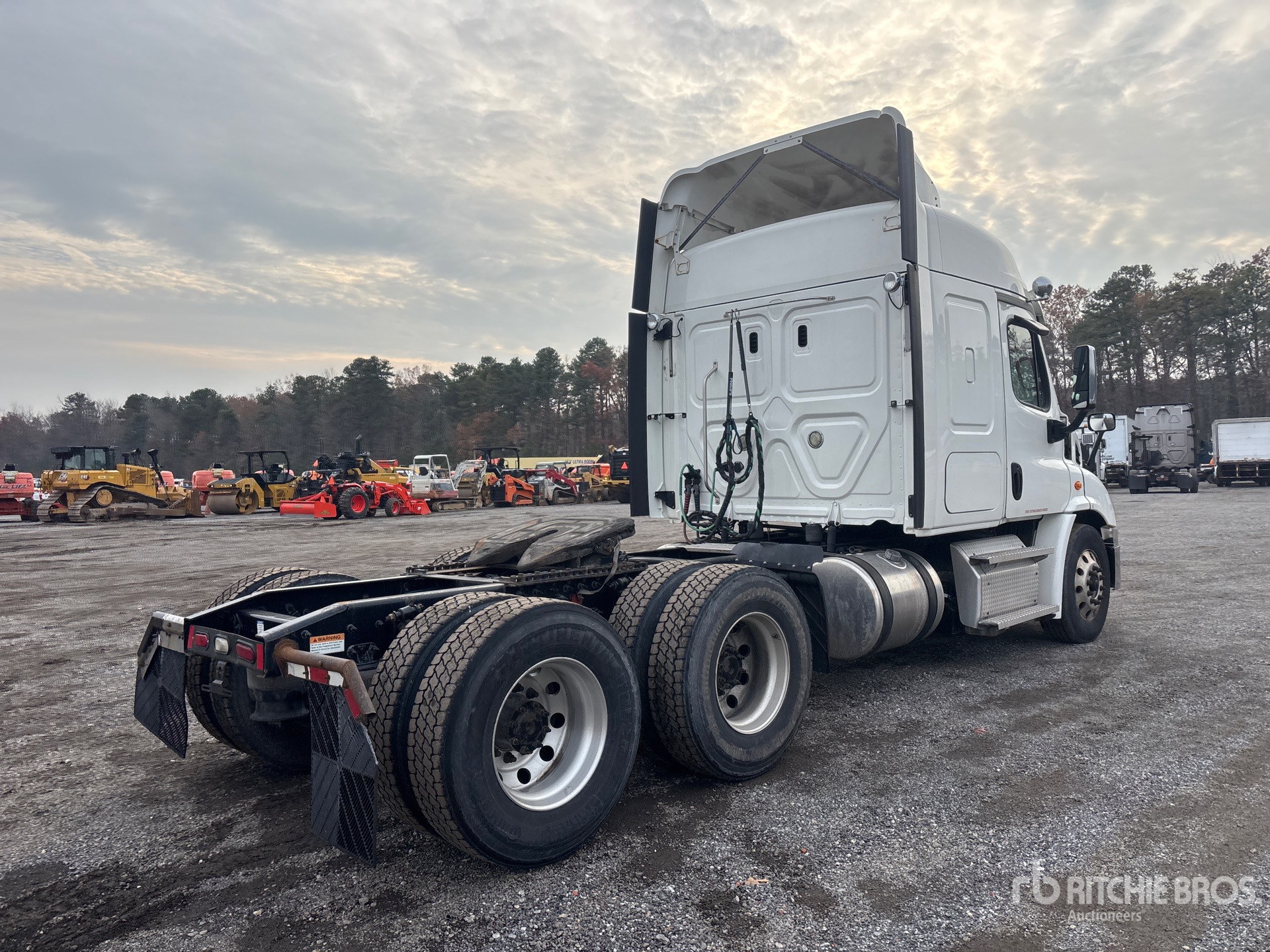 General Appearance with Imagen: esquina trasera derecha