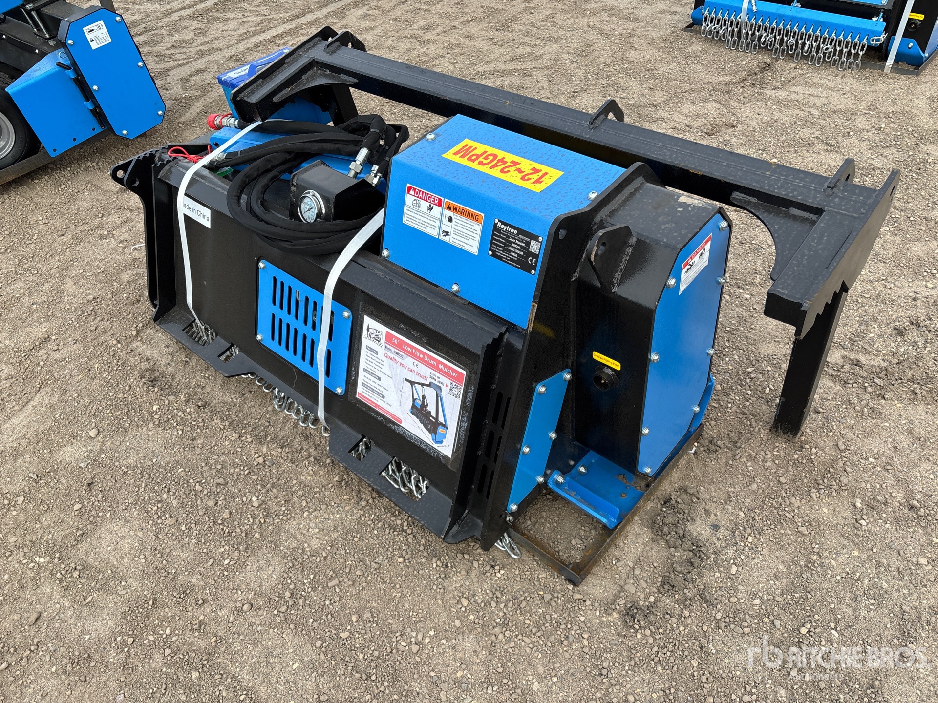 General Appearance with Foto, angolo anteriore sinistro