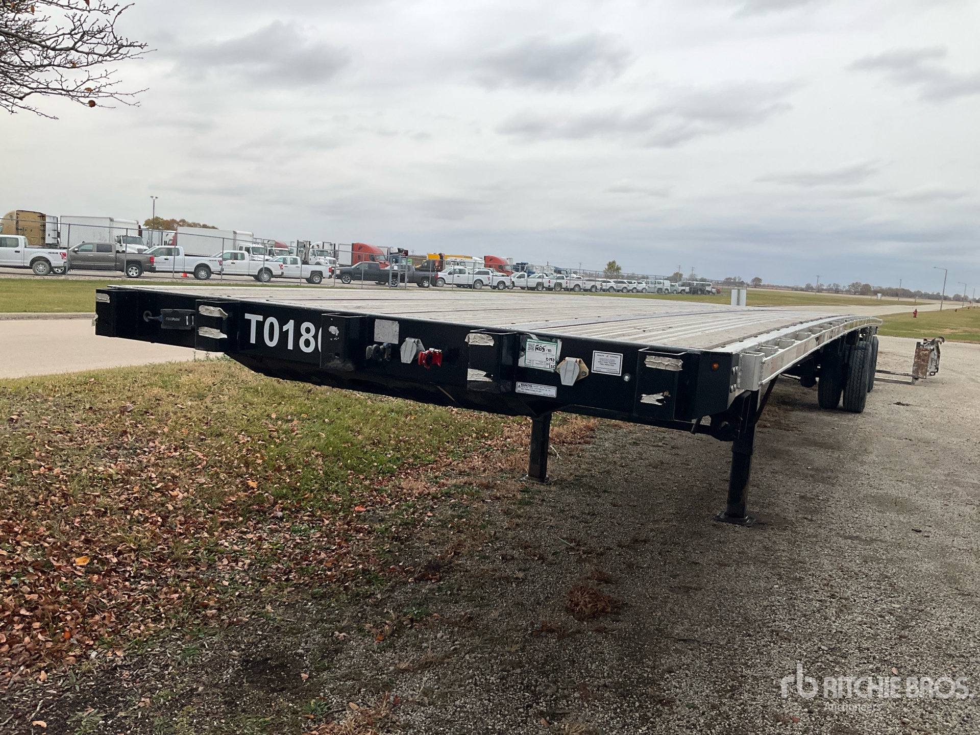 Aspect général with Image, coin avant gauche