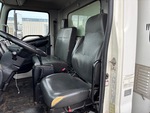 Cab with Seats/armrests
