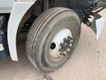 Underbody with Right Steer Tire