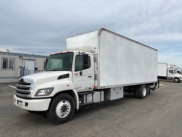 2015 Hino 268 4x2 Van Truck