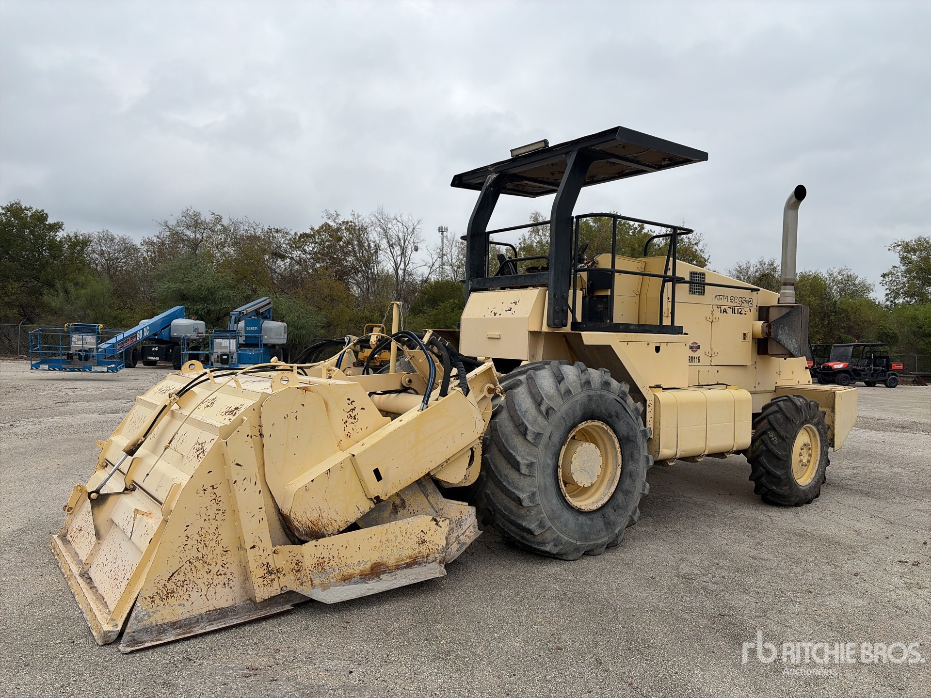 General Appearance with Picture, Right Rear Corner