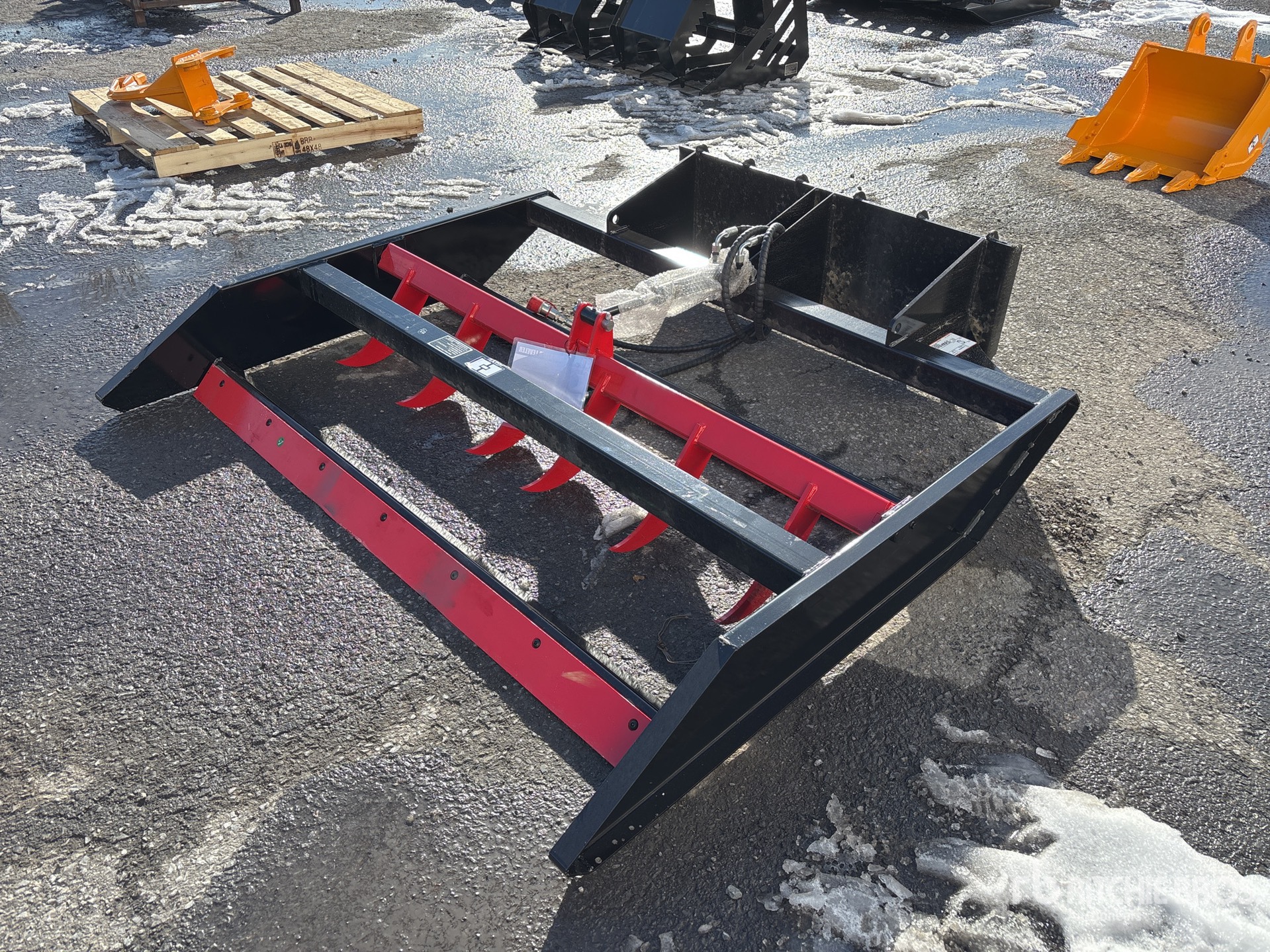 General Appearance with Picture, Left Front Corner