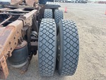 4 Underbody - Truck with 