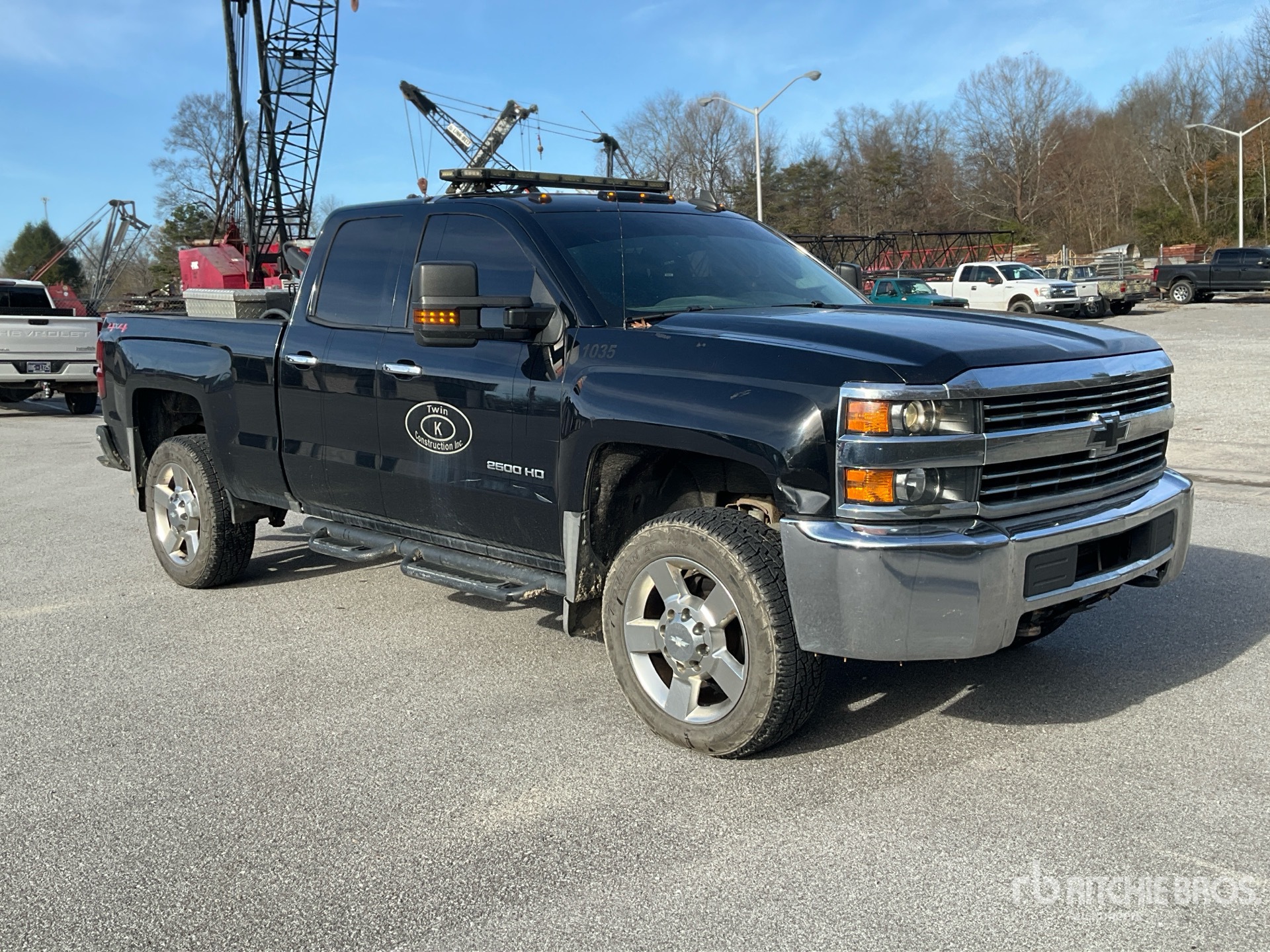 General Appearance with Picture, Right Front Corner