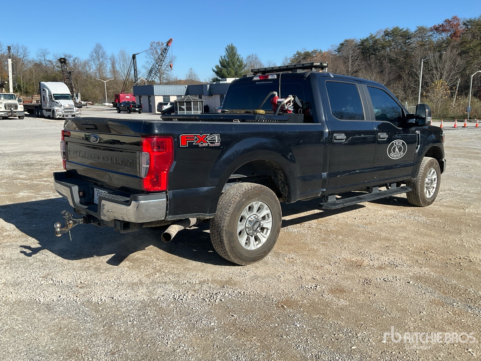 General Appearance with Picture, Right Rear Corner