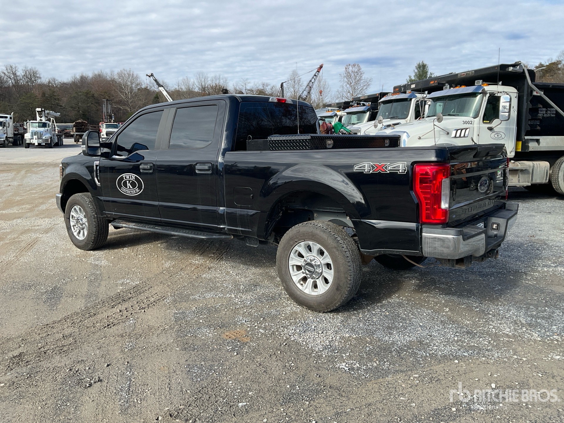 Aspect général with Image, coin arrière gauche