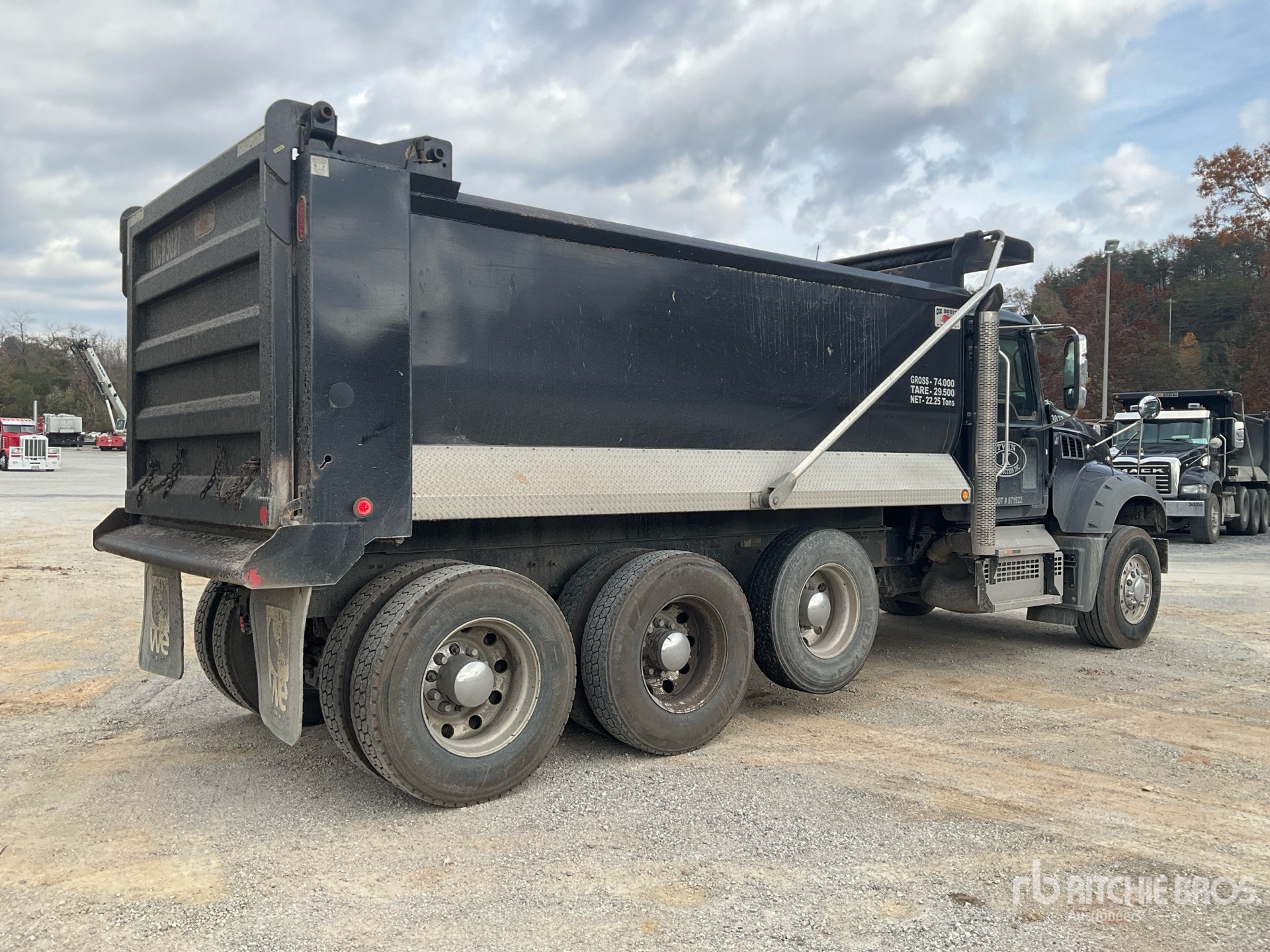 General Appearance with Imagen: esquina trasera derecha