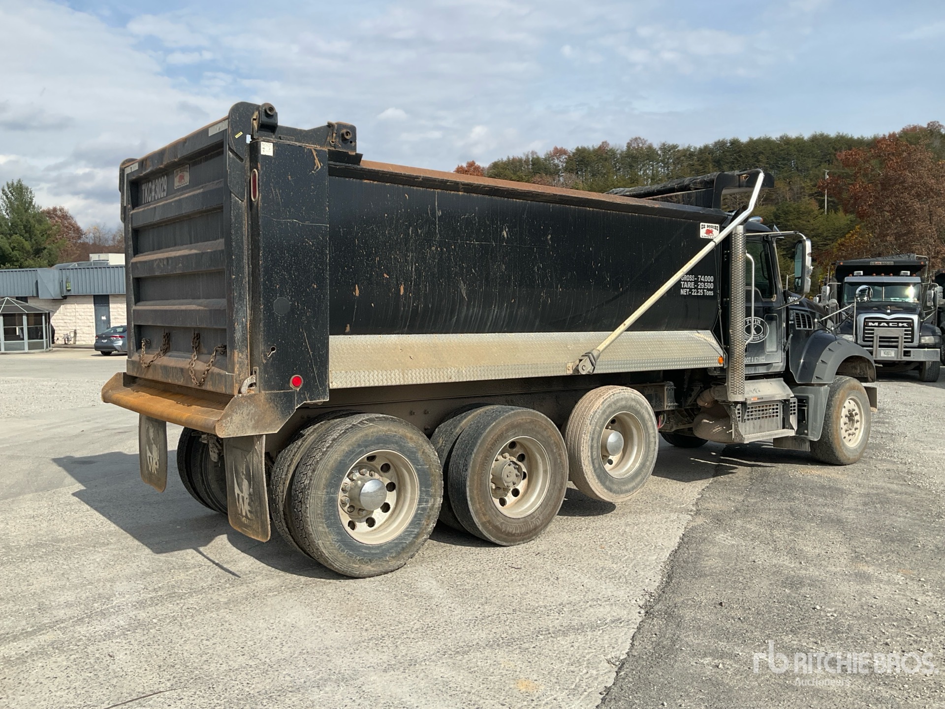 General Appearance with Imagen: esquina trasera derecha