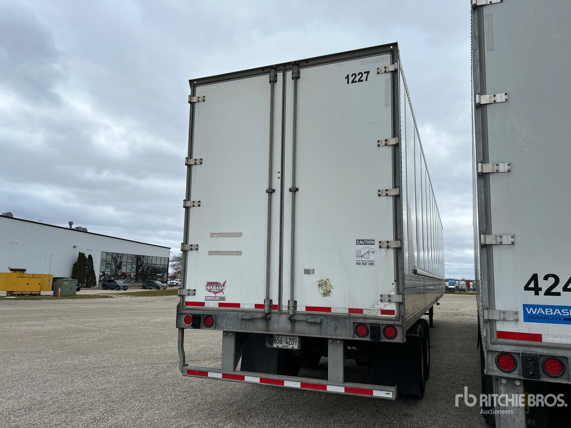 General Appearance with Picture, Right Rear Corner