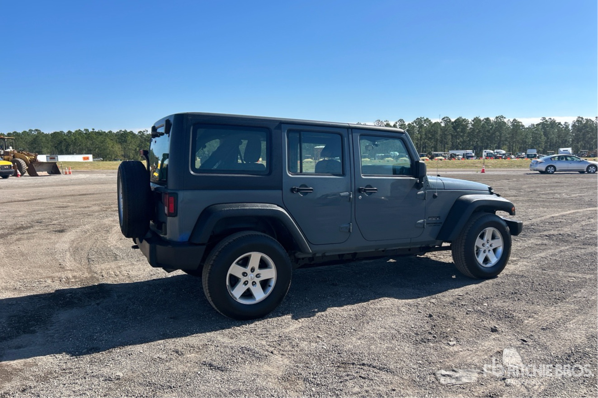 General Appearance with Picture, Right Rear Corner