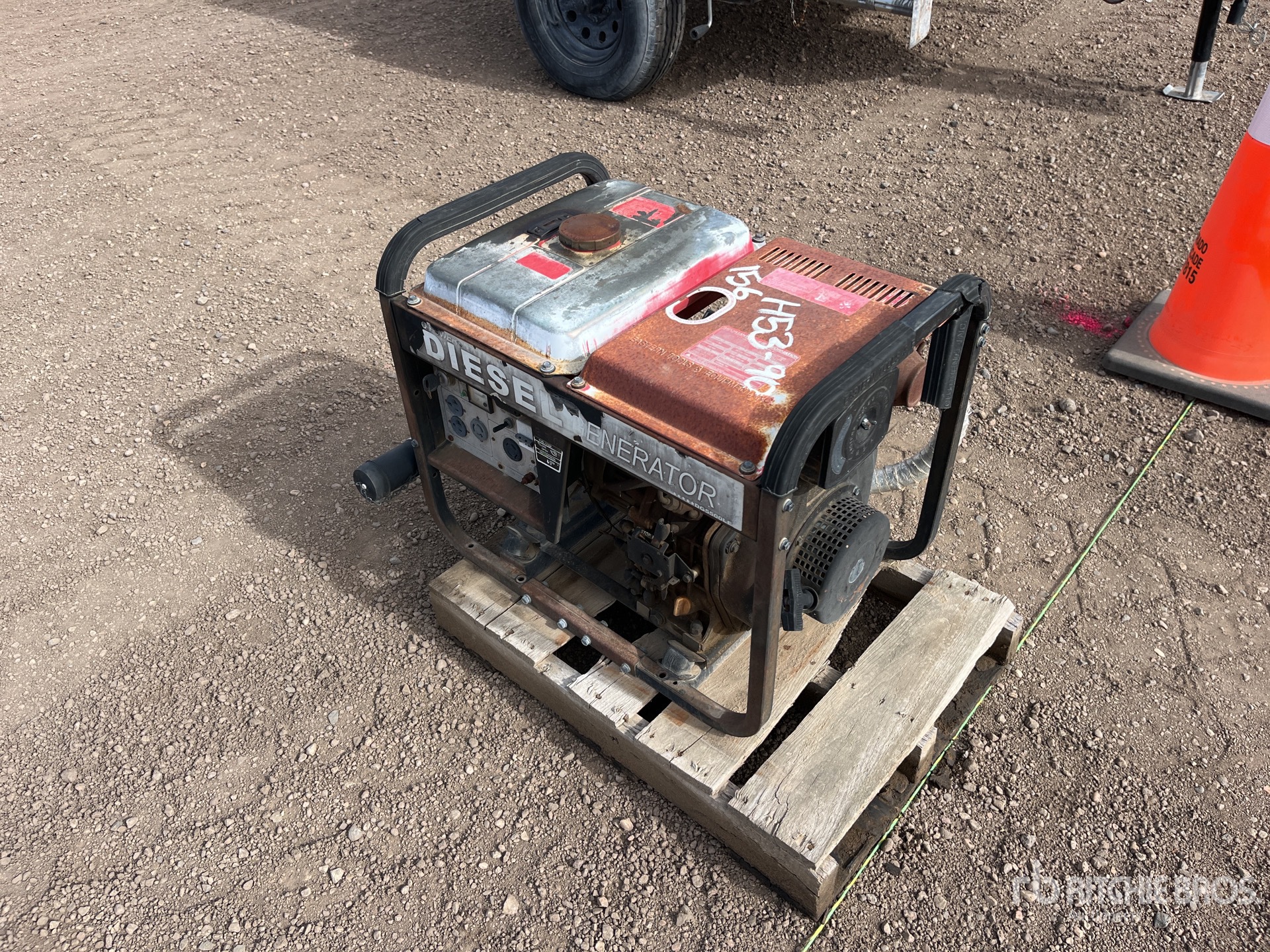 General Appearance with Picture, Left Front Corner