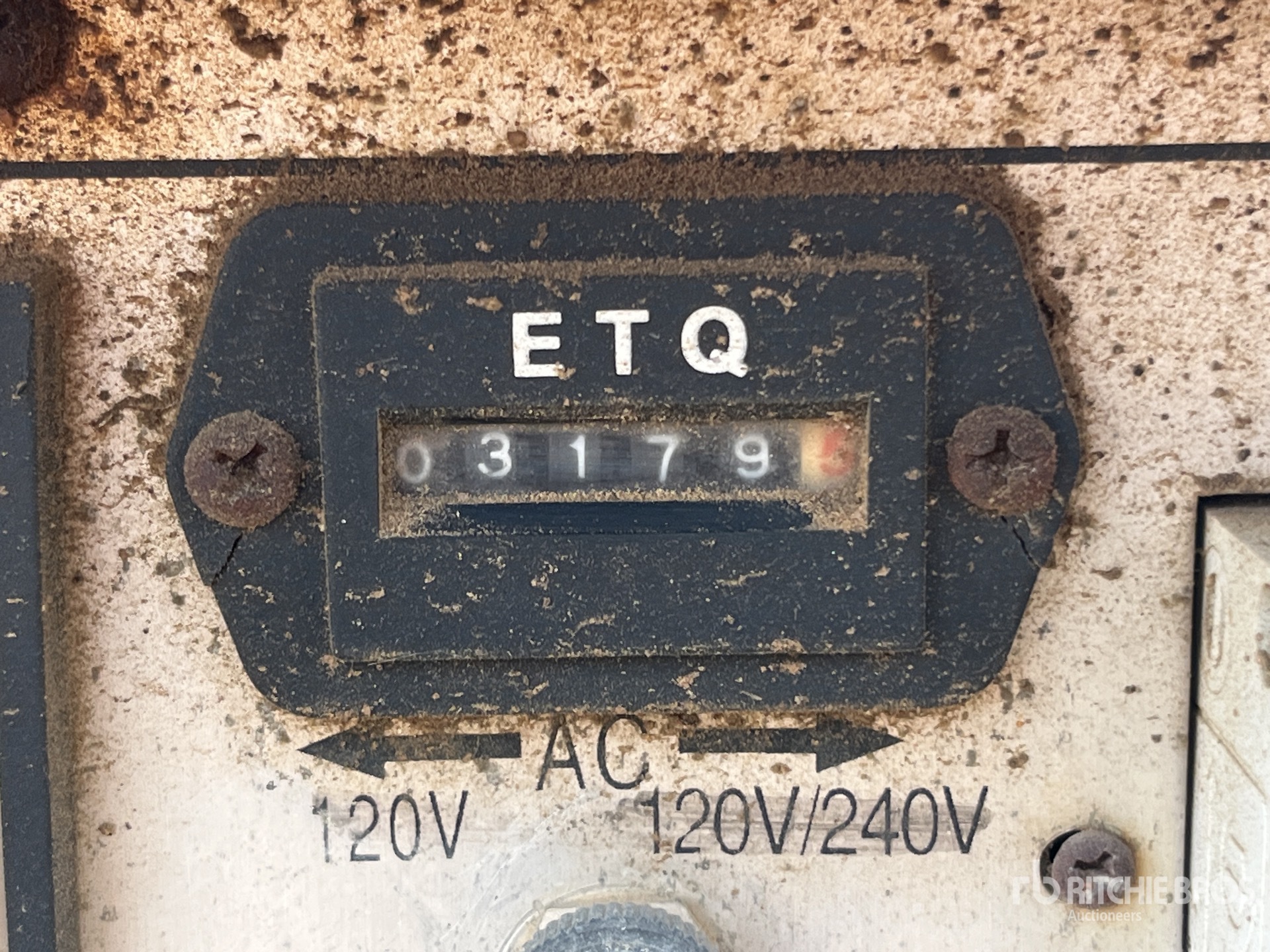 General Appearance with Hour Meter / Odometer