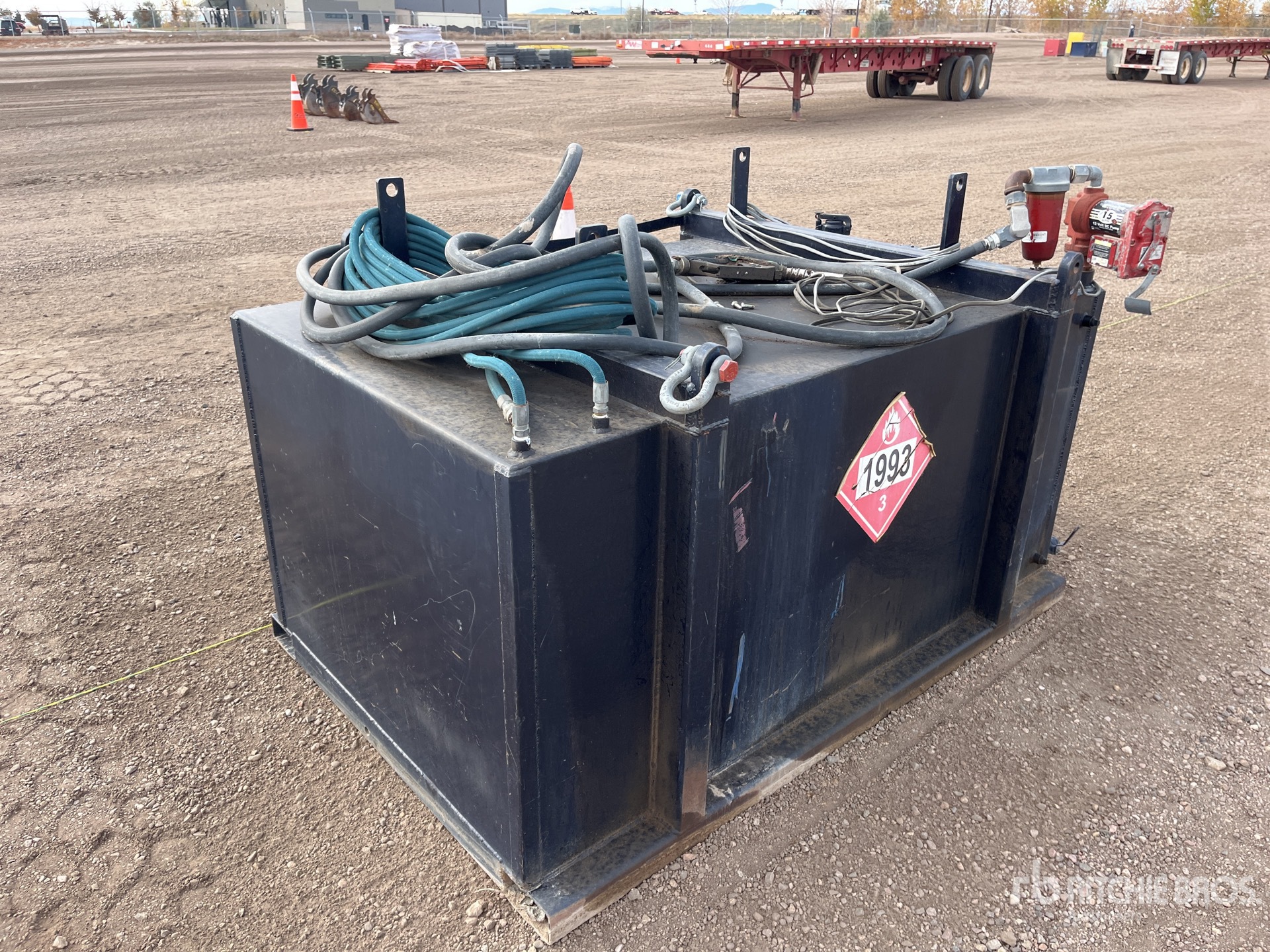 General Appearance with Foto, angolo posteriore sinistro