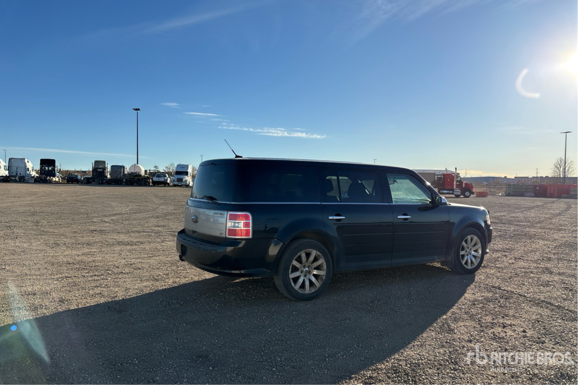 General Appearance with Picture, Right Rear Corner