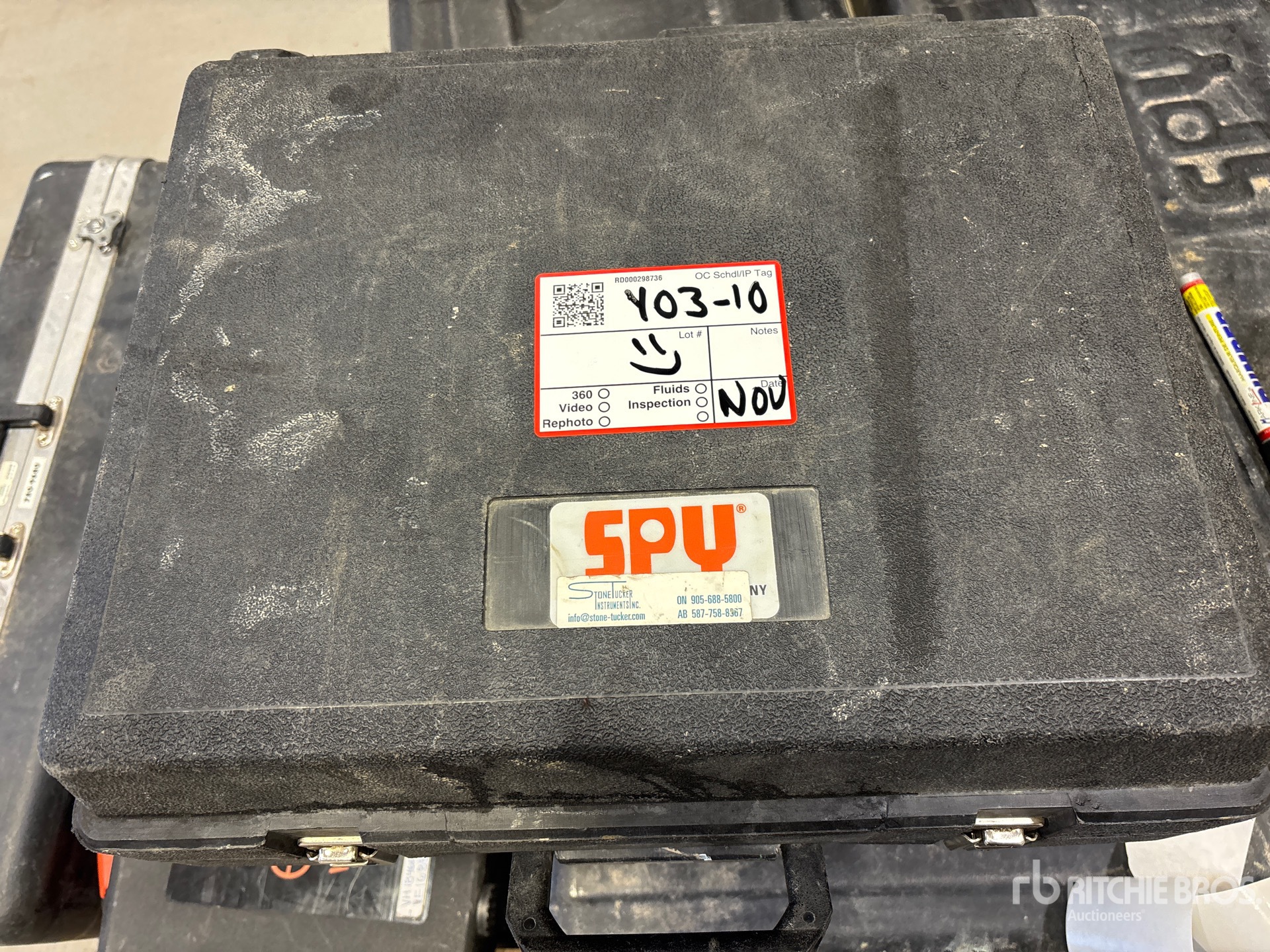 General Appearance with Image, coin avant gauche