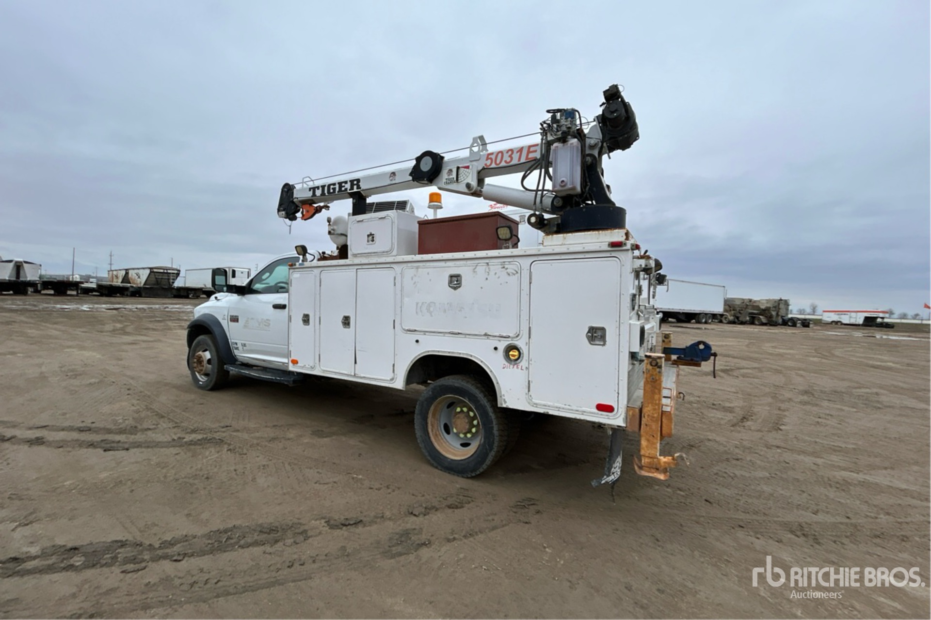 General Appearance with Picture, Left Rear Corner