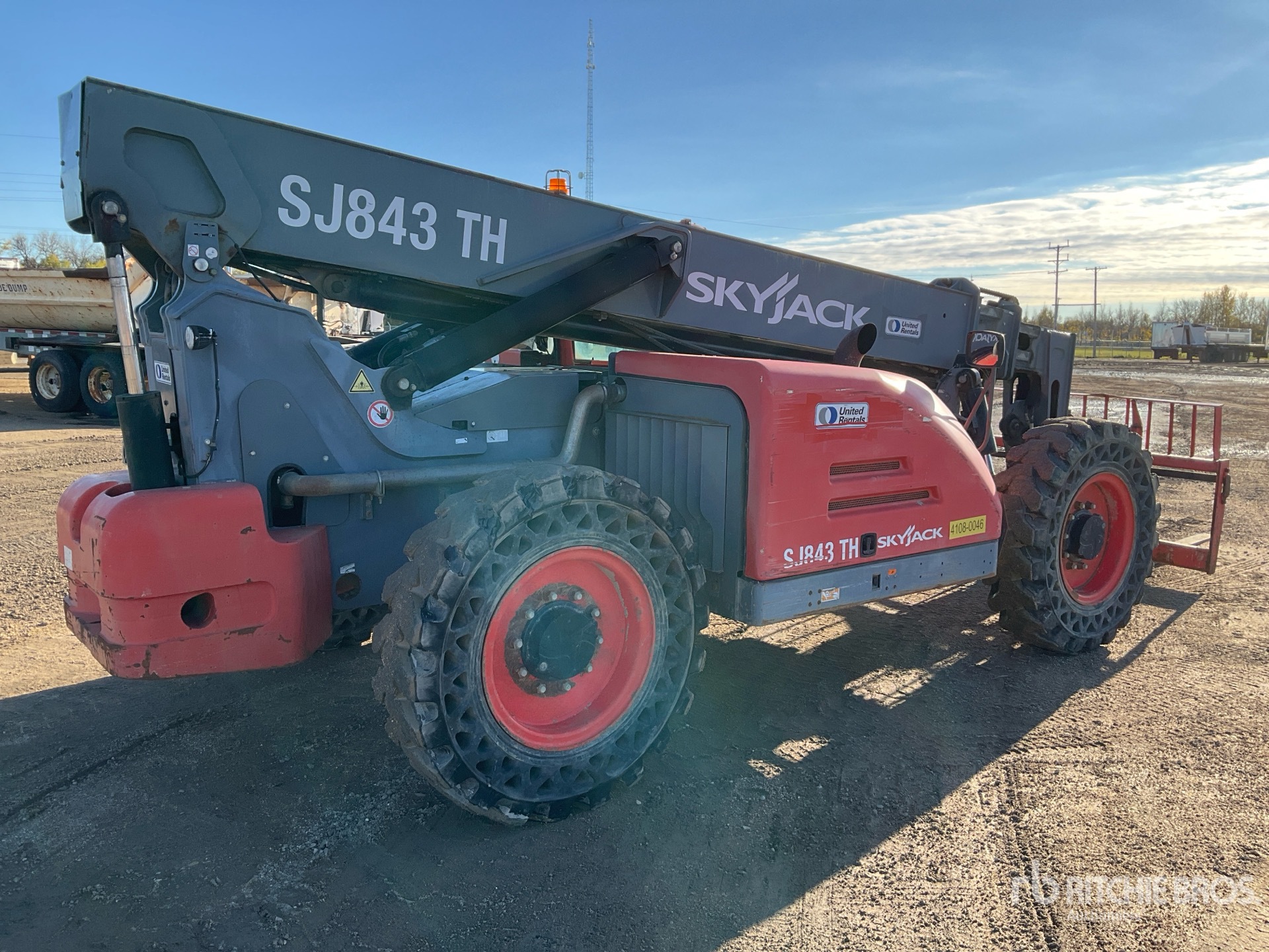 General Appearance with Picture, Right Rear Corner