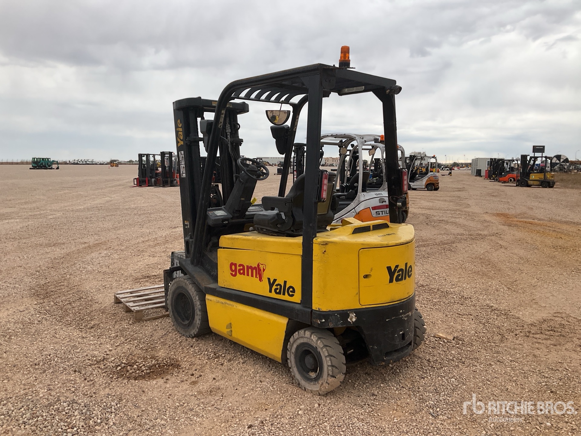 Aspect général with Image, coin arrière gauche